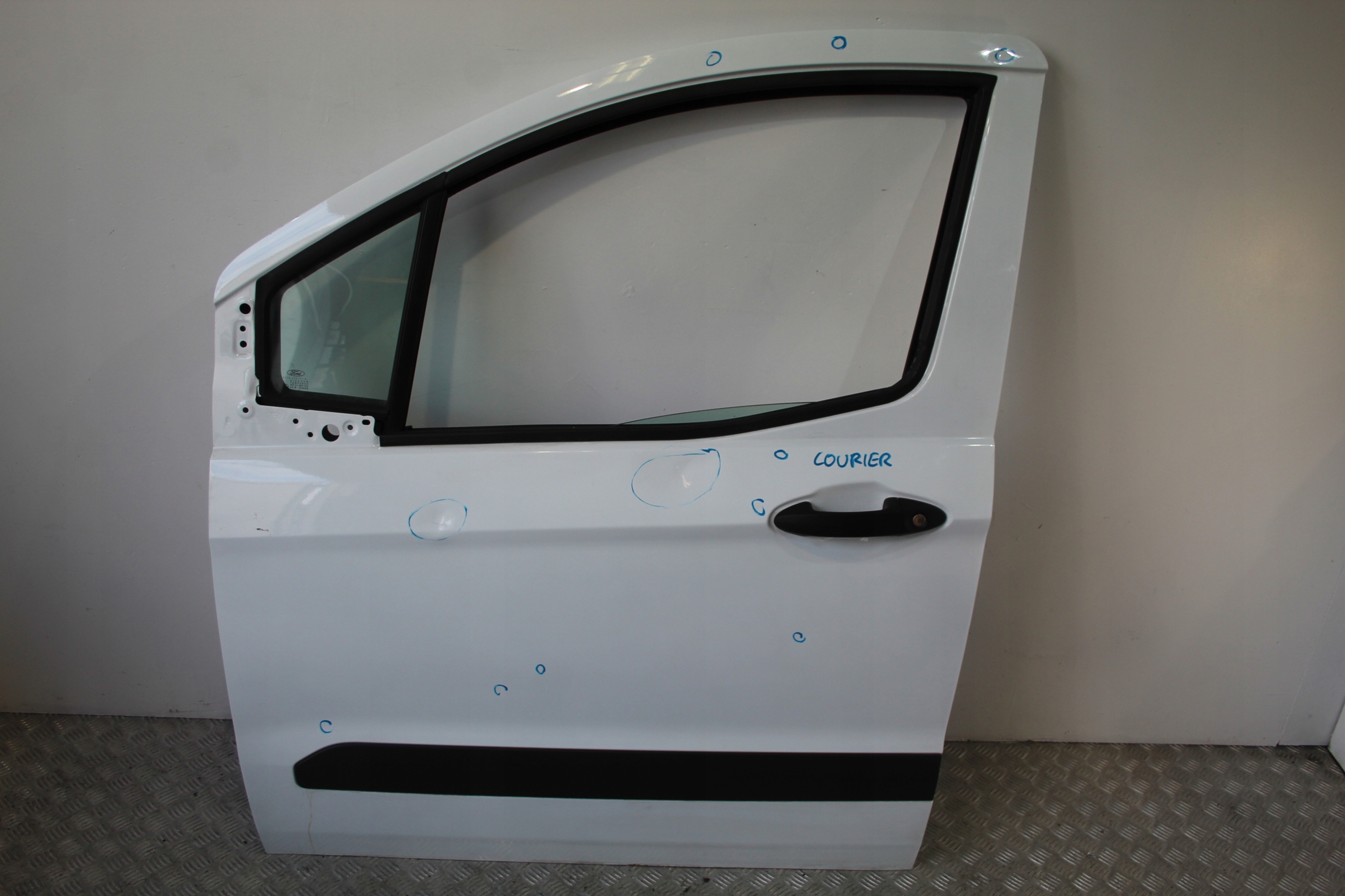 dveře levý předek přední FORD TRANSIT COURIER LIFT