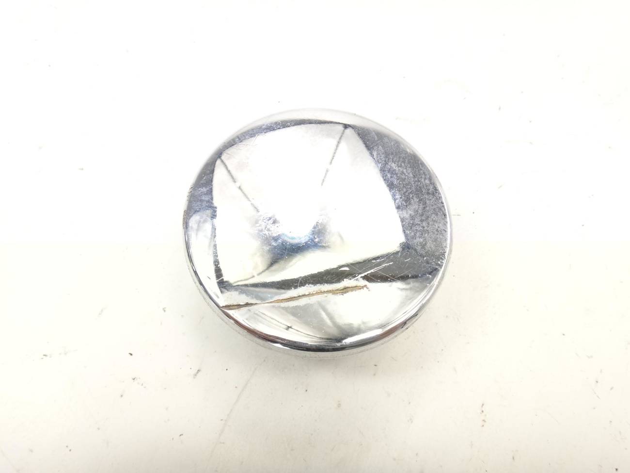 08112202L - TRIUMPH THUNDERBIRD 1700 ЗАЛИВНАЯ ПРОБКА