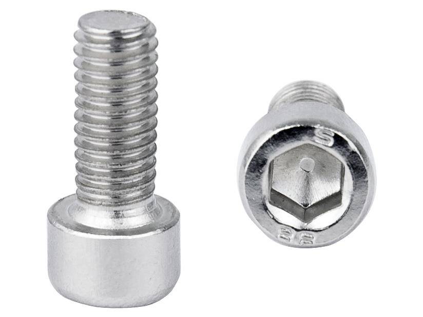 

Śruby Montażowe Koszyka na Bidon M5x10mm 2 sztuki