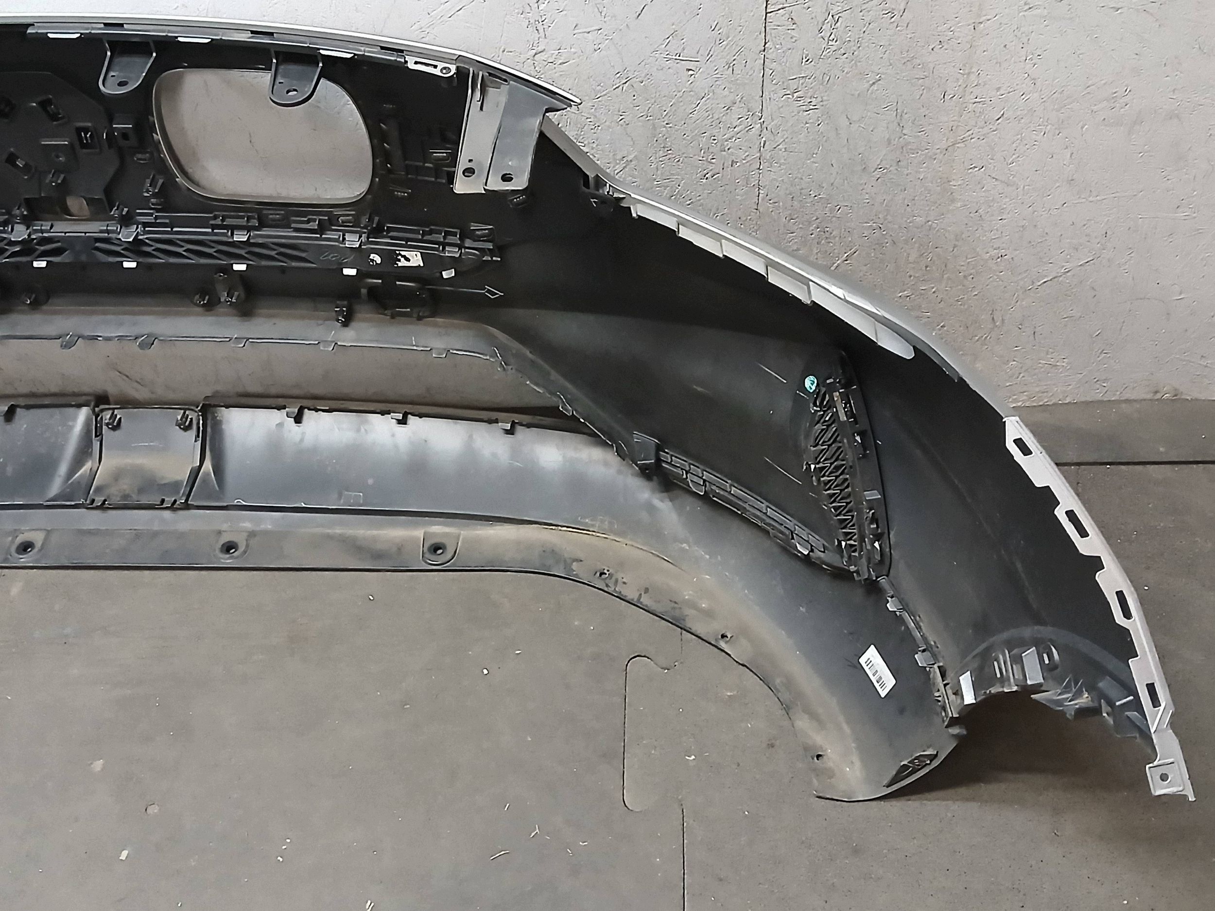 bumper front MG ZS EV LIFT