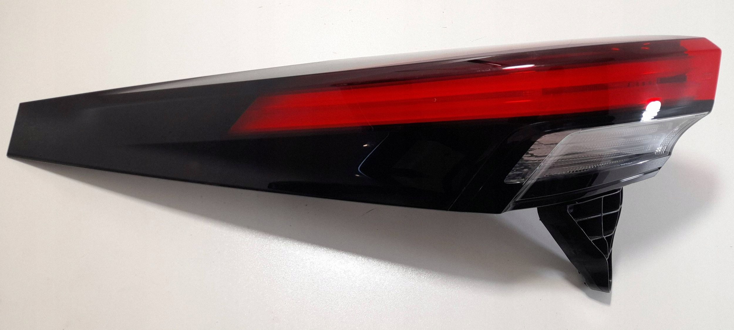 Toyota C-HR II light rear left LED 81560F4200 (R484)