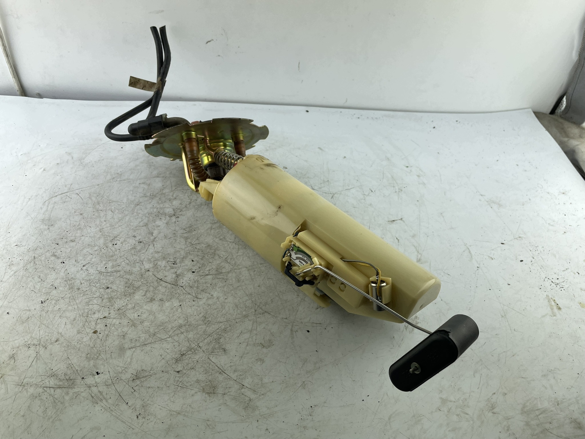 feed pump 96344792 Daewoo Lanos KLAT 1.3 1.6 16V Europa