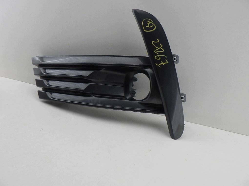 TOYOTA COROLLA E16 LIFT 16- grid of a bumper left