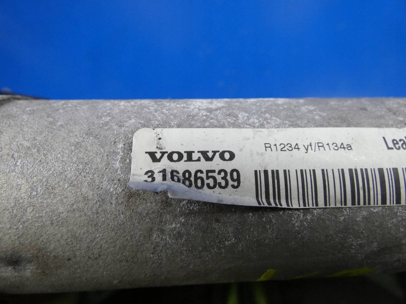 VOLVO V90 II S90 XC90 XC60 II klímahűtő