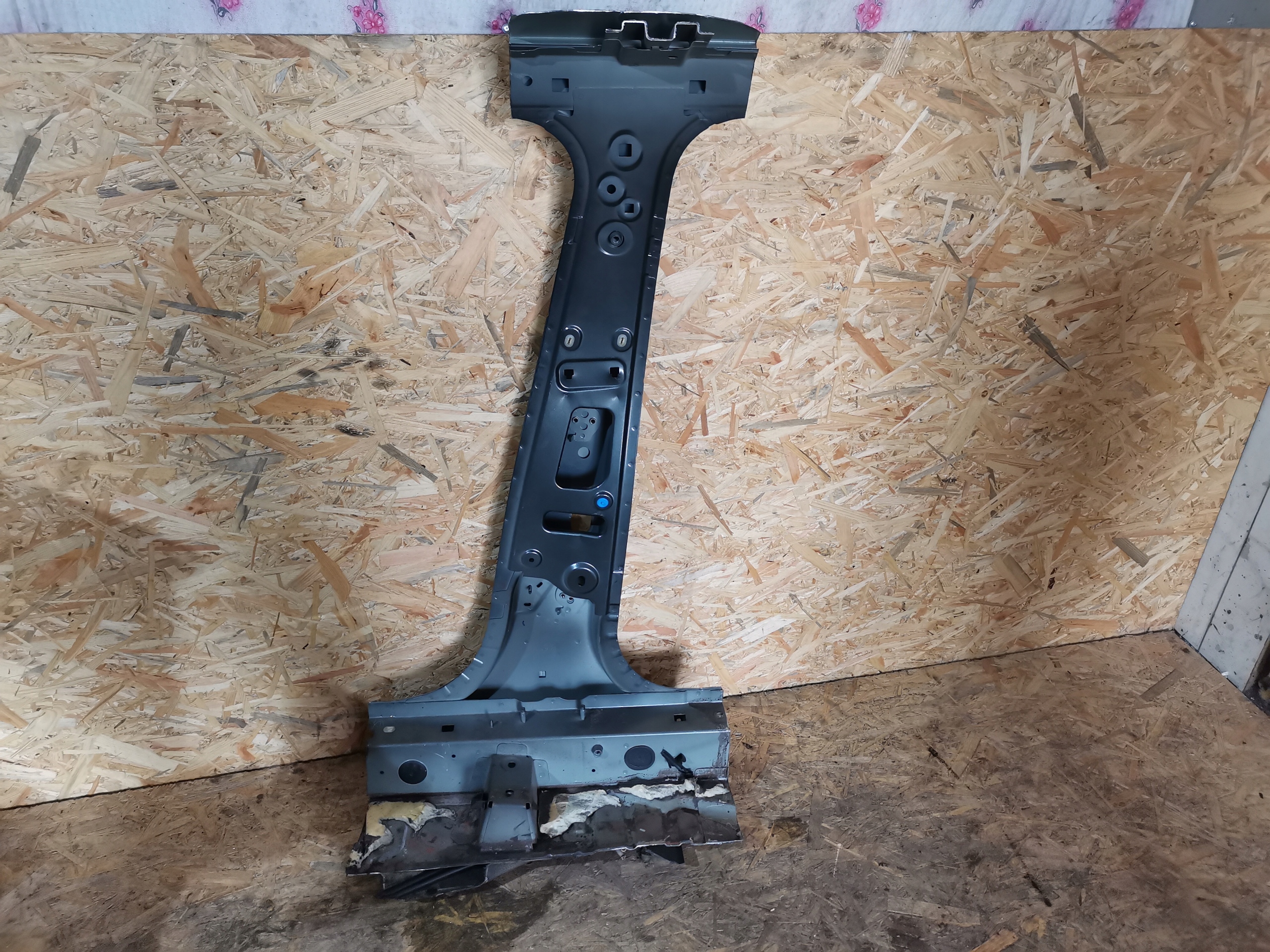 pillar central right CITROEN C4 CACTUS 15