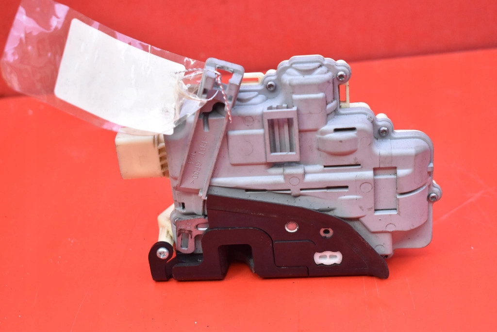 lock door right front front EU 3C1837016A AUDI Q7 4L 05-09
