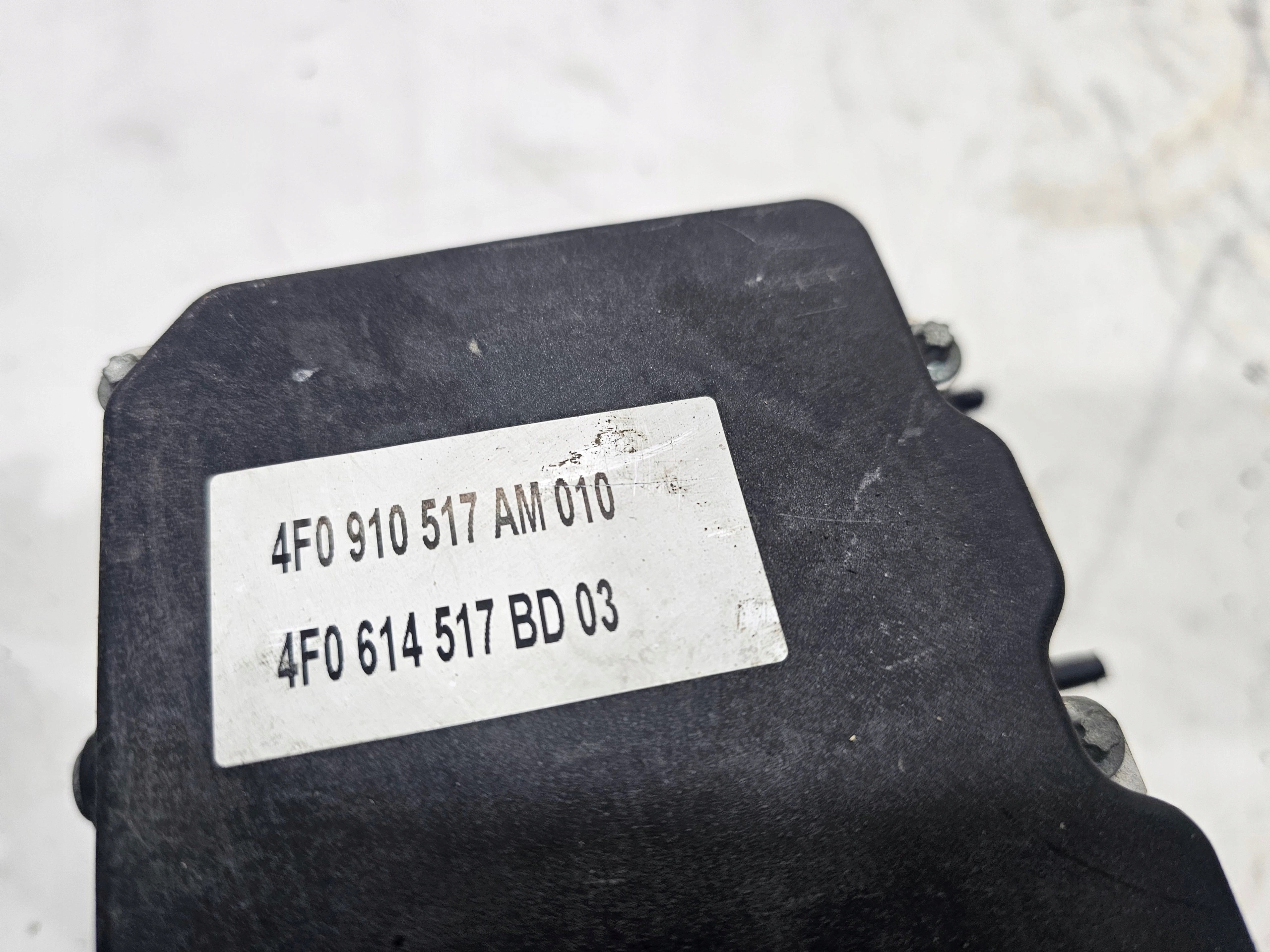pump + control unit ABS ESP AUDI A6 C6 4F0910517AM 4F0614517BD