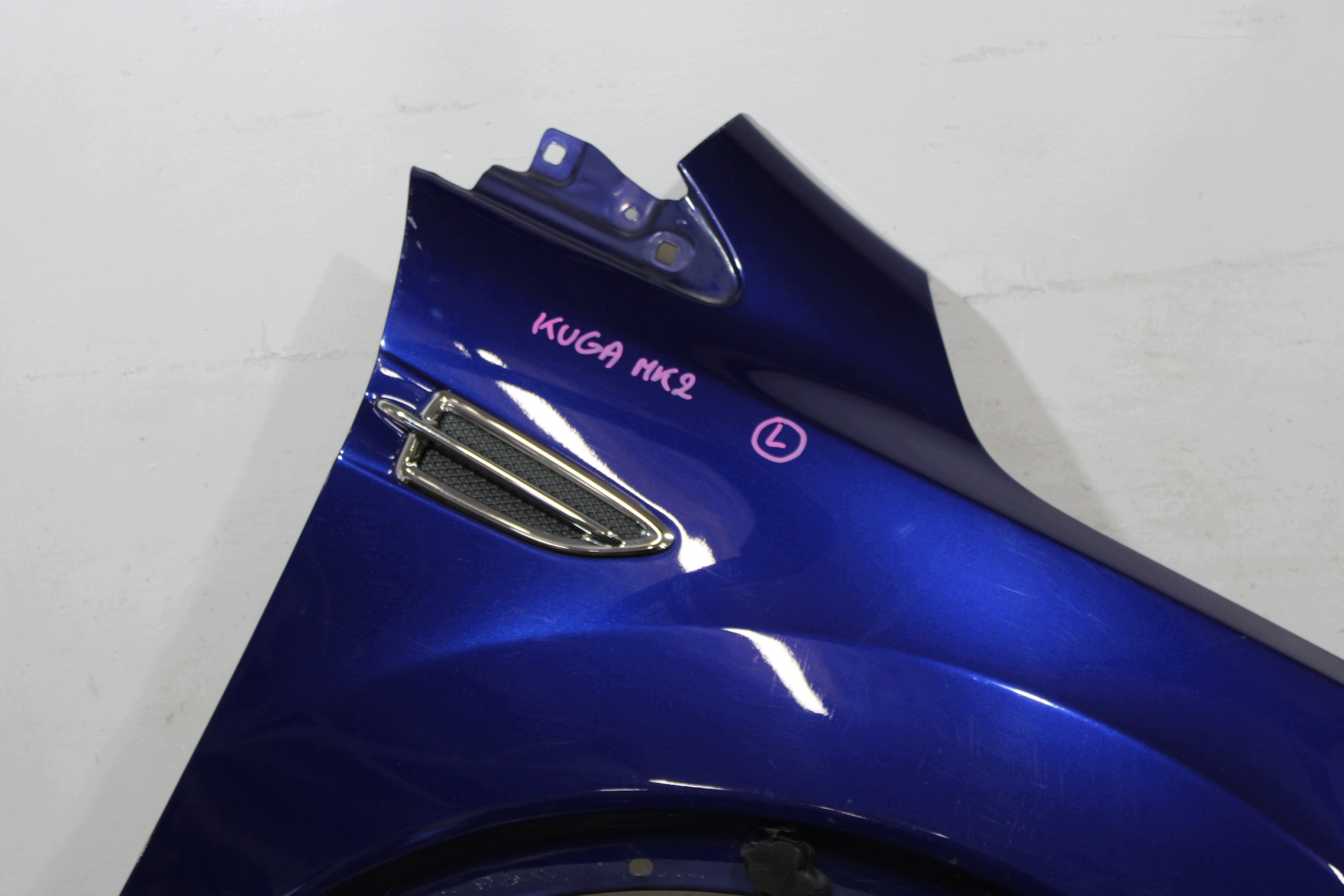 sárvédő jobb eleje első FORD KUGA MK2