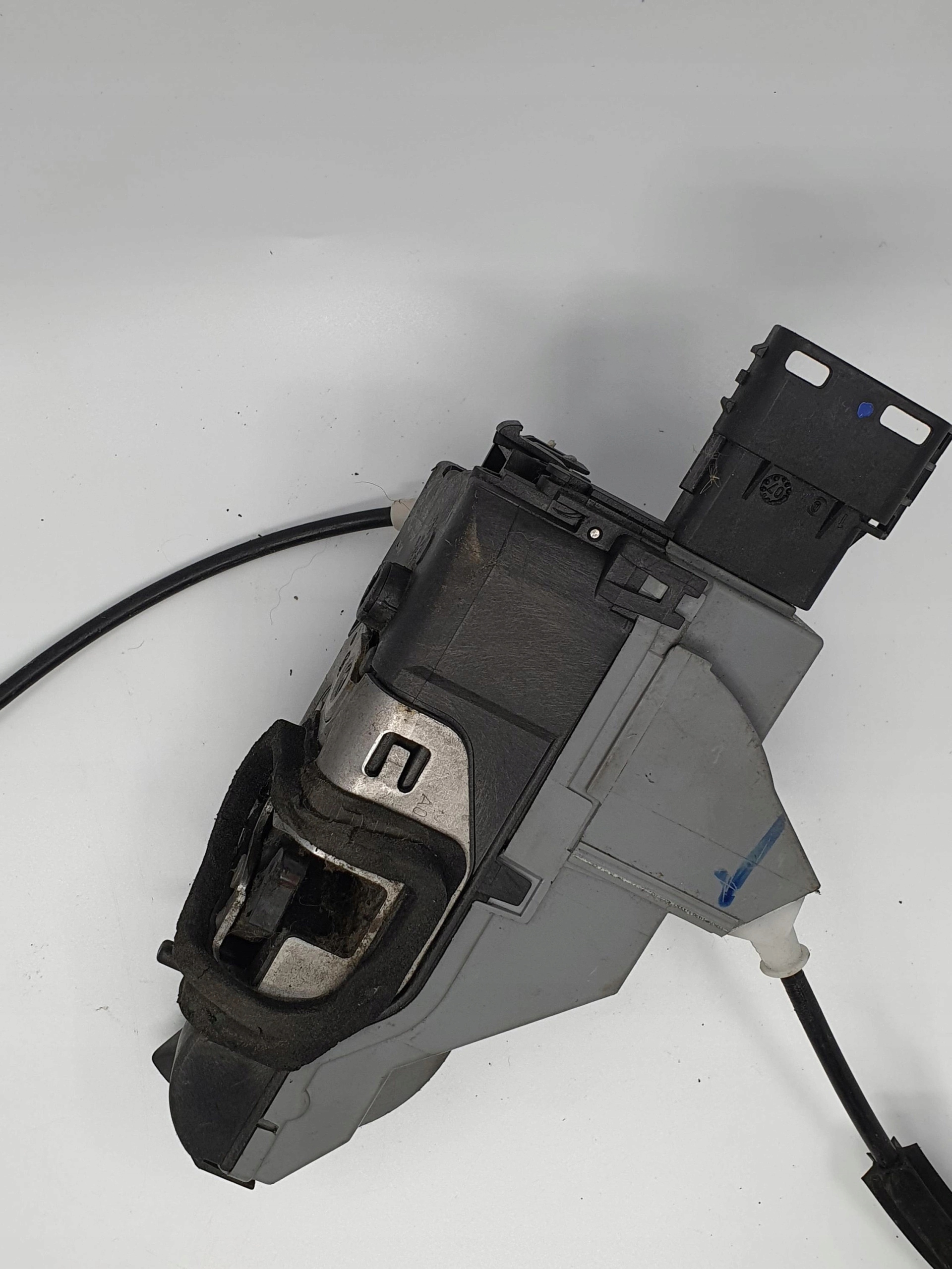 lock door right front Citroen C5 III X7 6 pin 08