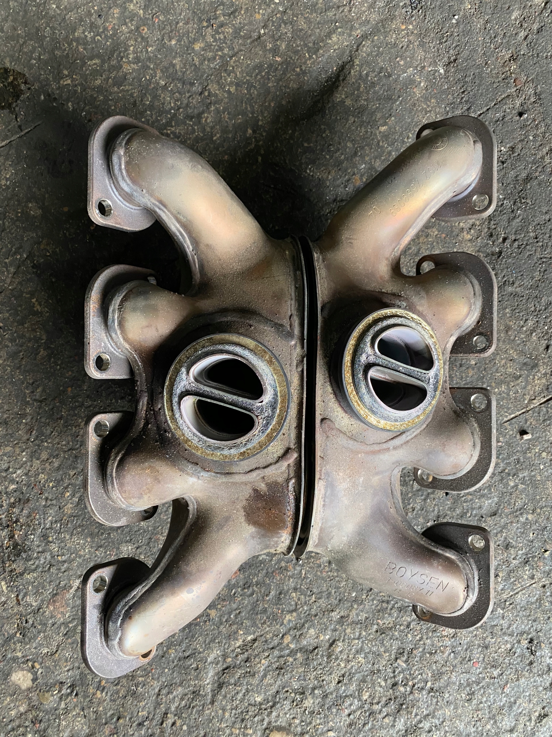 BMW X5 X6 4.4 и N63 выпускной коллектор 7589089