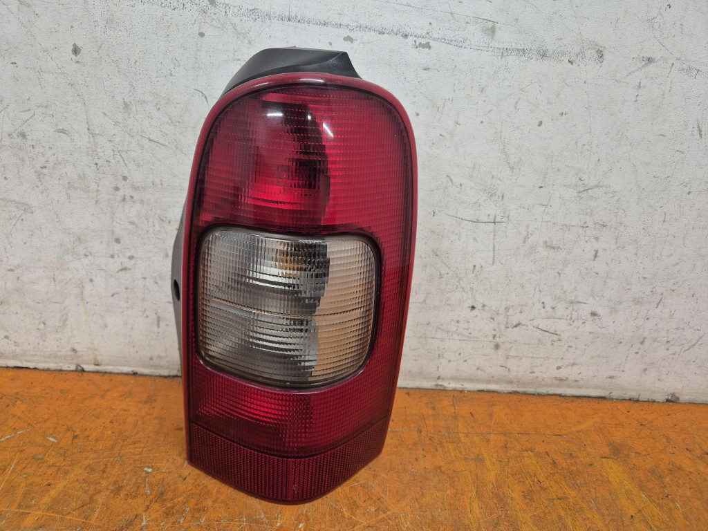 opel SINTRA 99- фонарь правый внешний