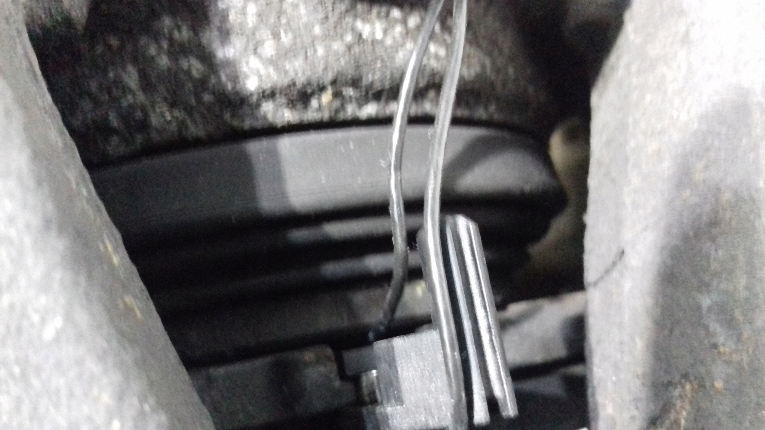 caliper brake AUDI A6 C7 left front 32348421A