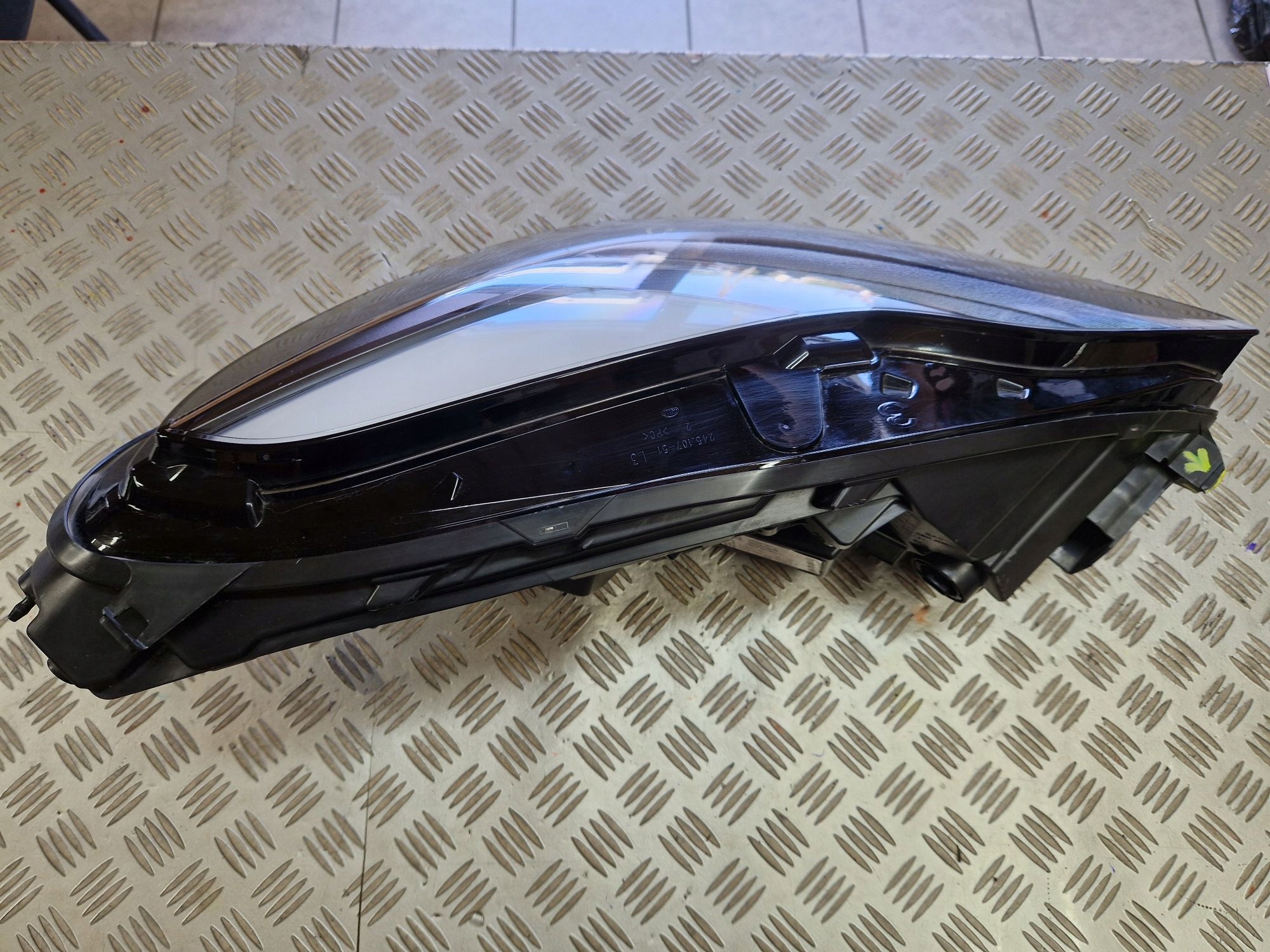 light front left LED TESLA 3 LIFT 2021R->