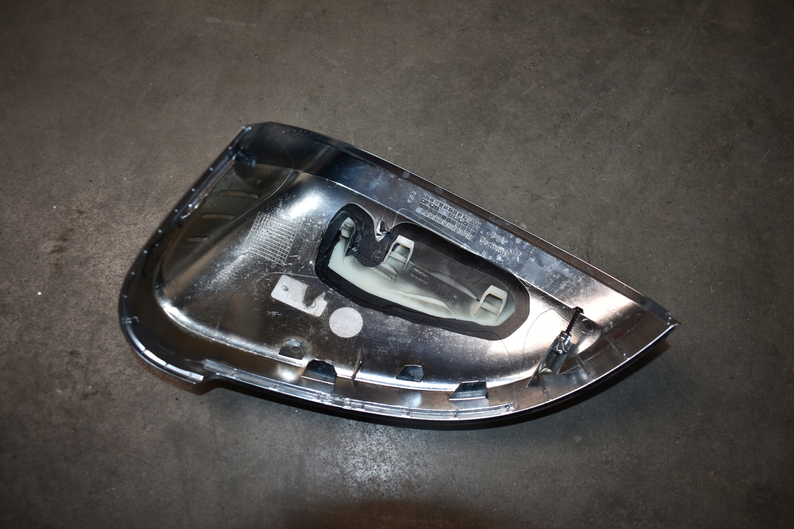 IDEALNA cover mirrors right AUDI B9 1
