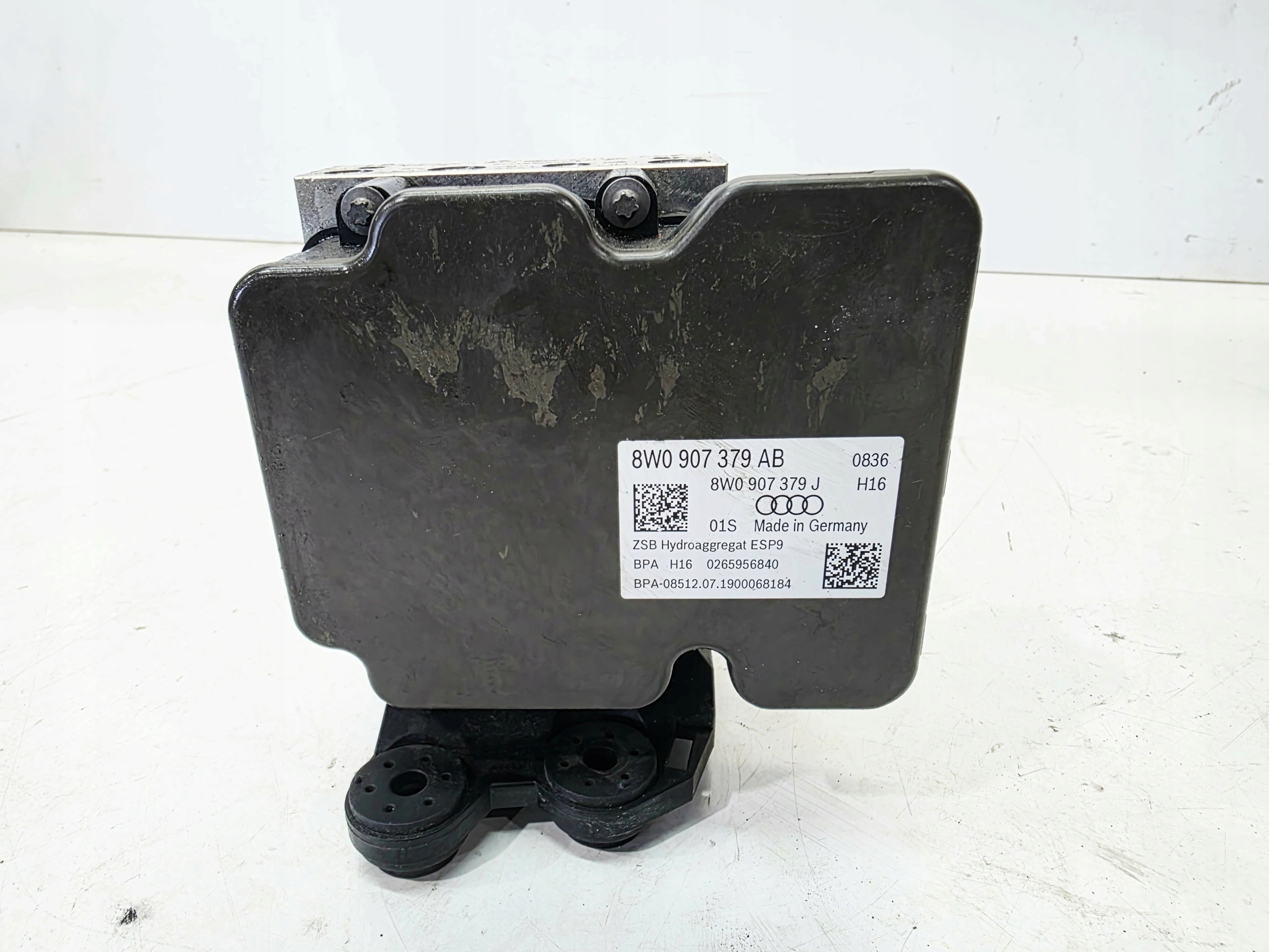 pump control unit ABS ESP AUDI A4 B9 A5 8W 8W0907379AB 8W0614517AE