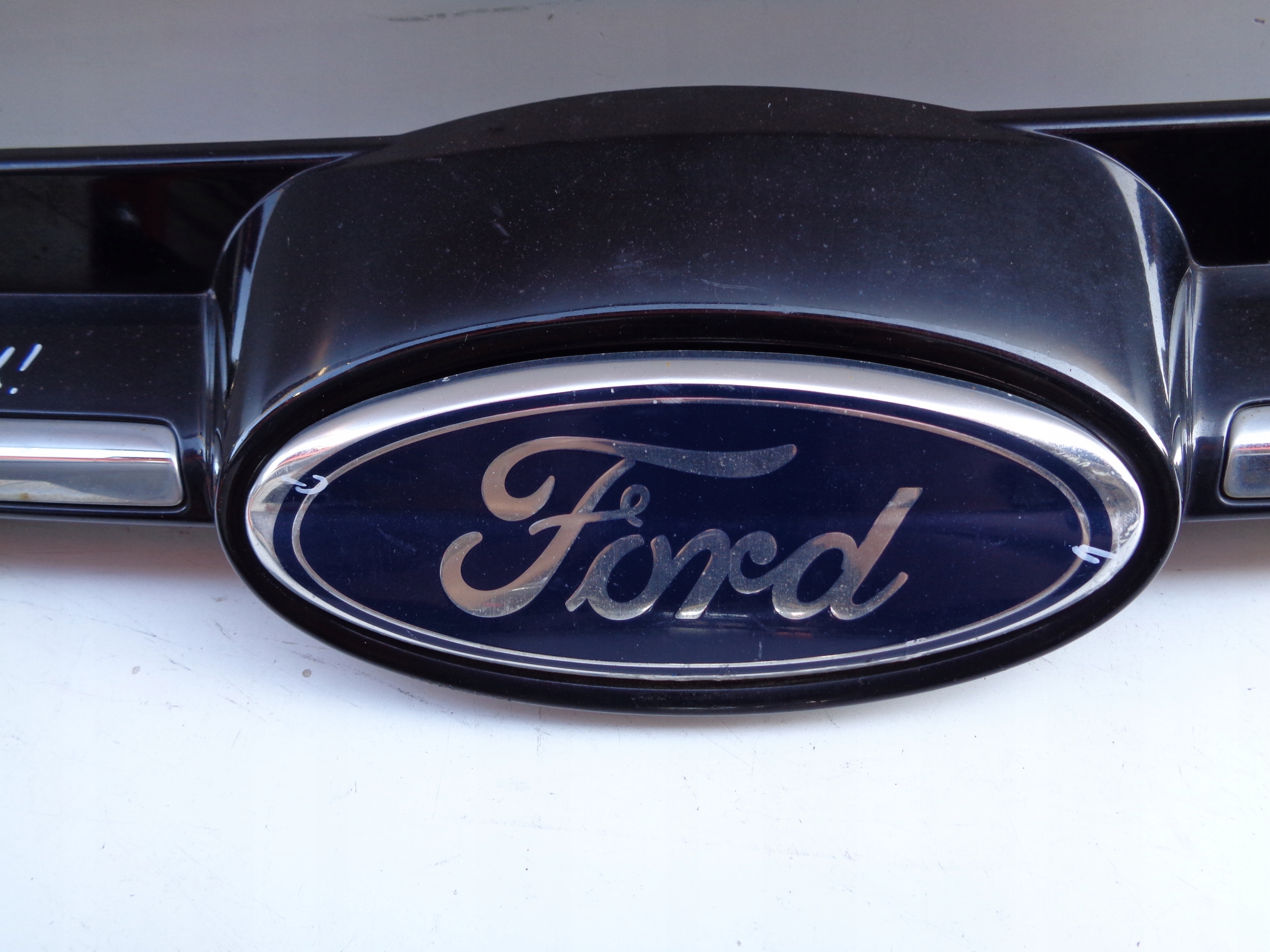 front PREKLADgrill FORD FOCUS MK3 11-14