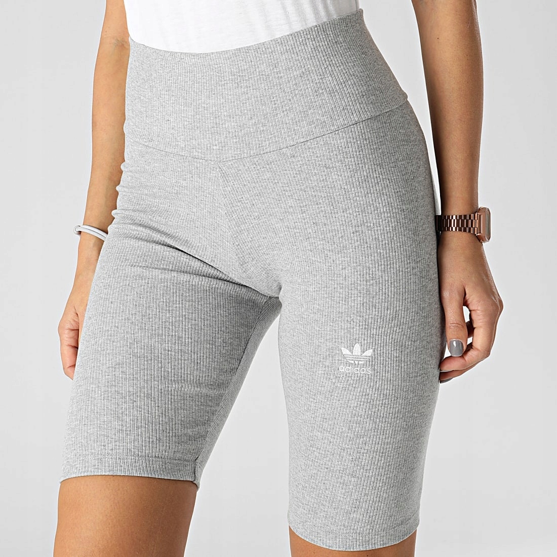 ADIDAS KRÓTKIE LEGGINSY spodenki sportowe KOLARKI W PRĄŻEK HF7485 M Kod producenta HF7485