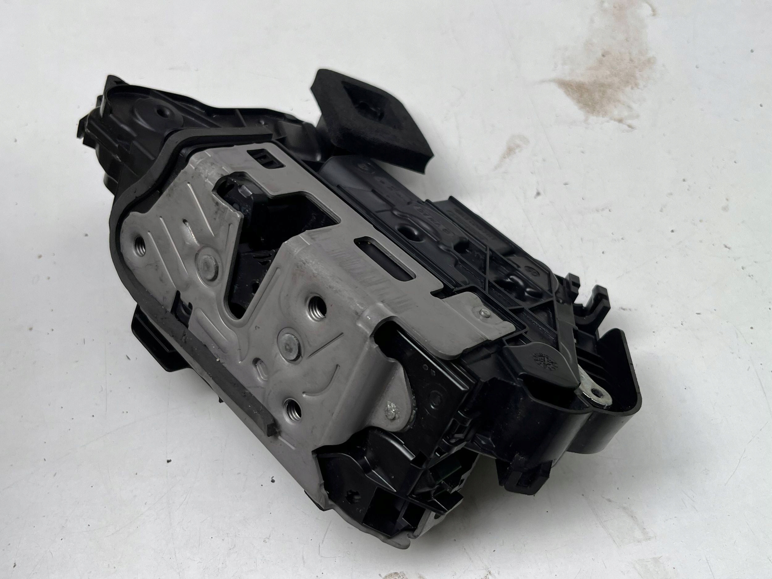 VOLKSWAGEN SEAT SKODA lock door left front 5TB837015D @M