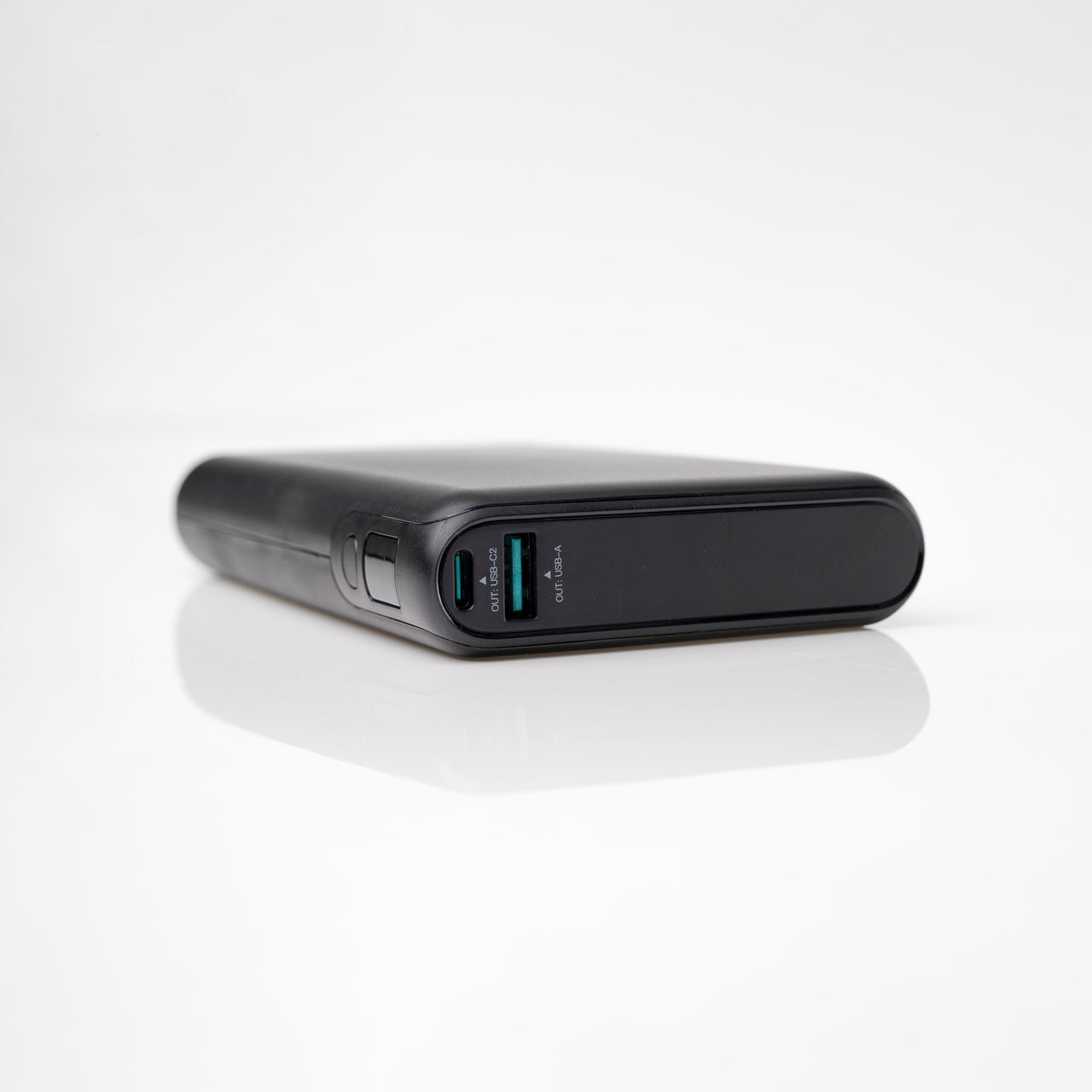 Platinet Powerbanka 30000 mAh 100W Power Delivery, 2xUSB-C, 1xUSB-A, černá