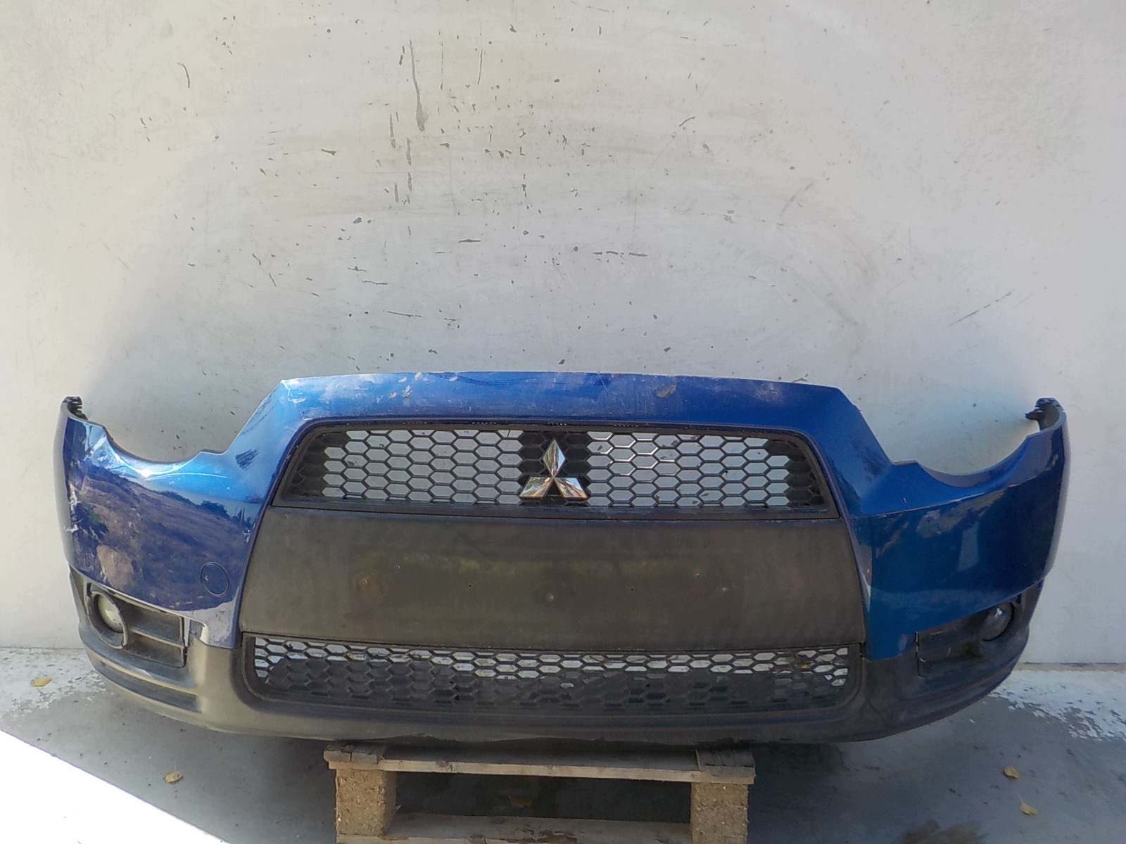 868 MITSUBISHI COLT VI LIFT bumper front front