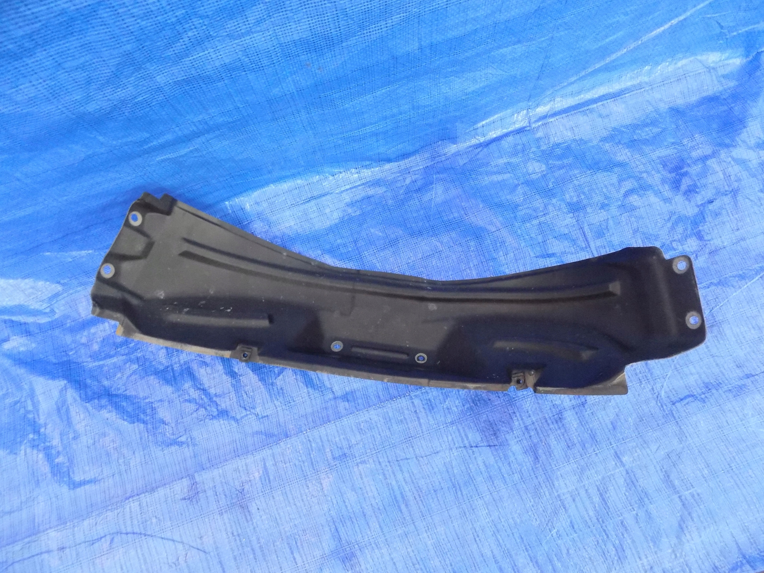 mudguard left rear part left L200 II 16-19R 2,4DiD 1,5KAB