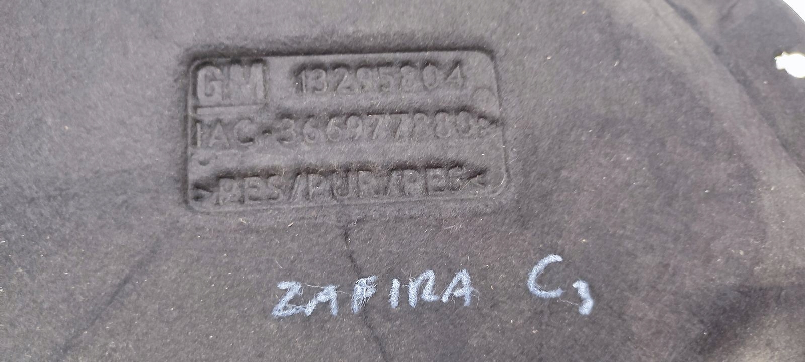 soundproofing bonnets Opel Zafira C 1,4