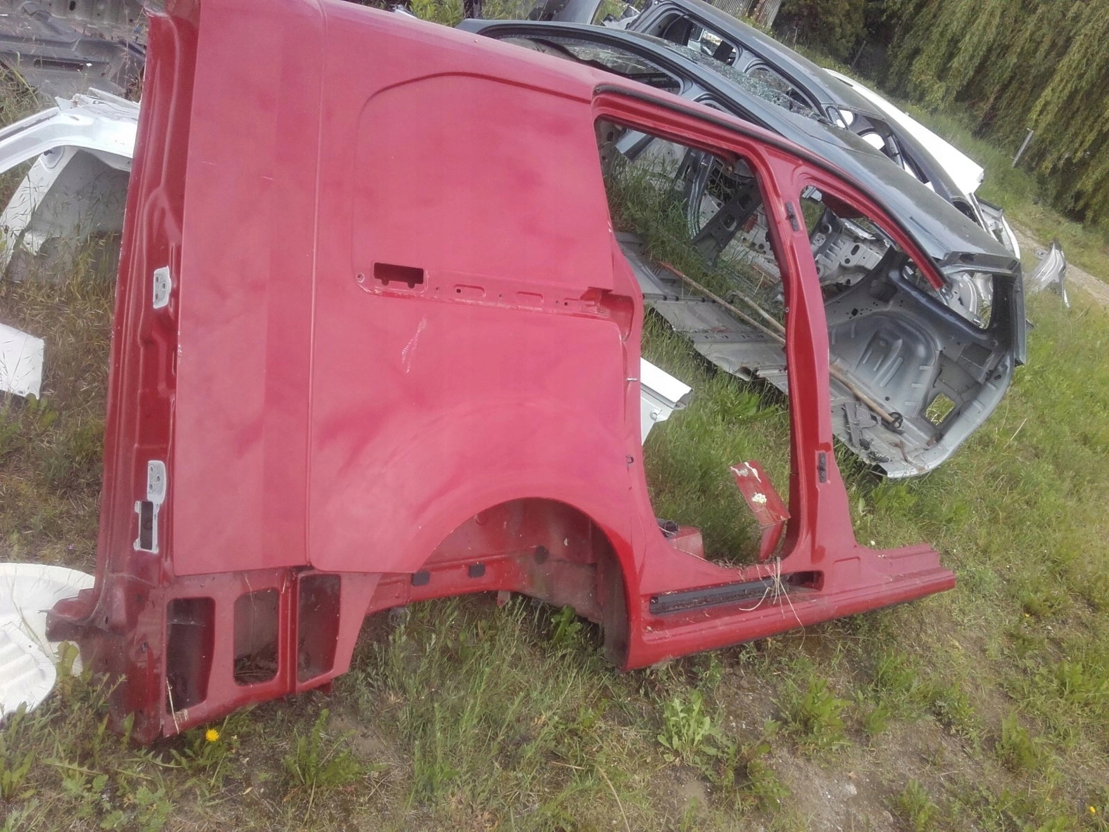 BERLINGO PARTNER III PRAWY BŁOTNIK BOK LONG Producent części Inny