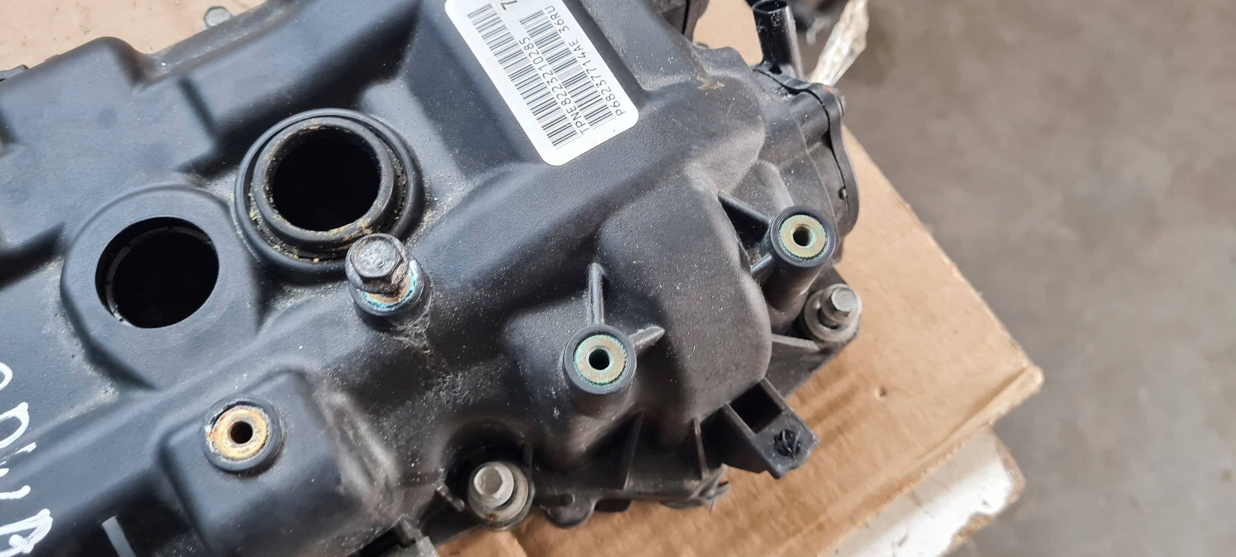 Chrysler Pacifica 2022 Abdeckung der Ventile rechts DES MOTORS 3.6 04893802AI