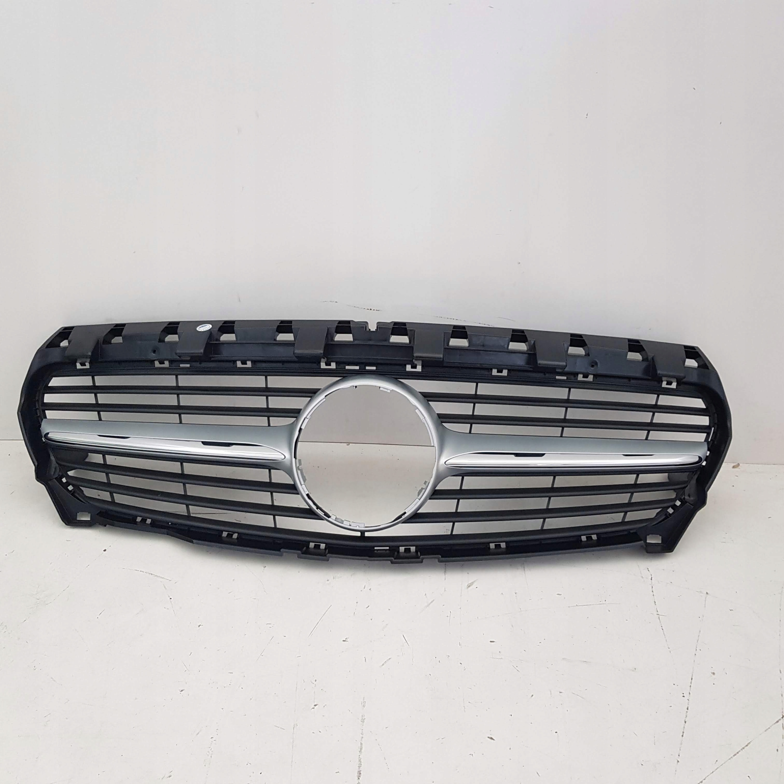 MERCEDES CLA 117 ATRAPA GRIL GRILL NOWA ORYGINAŁ
