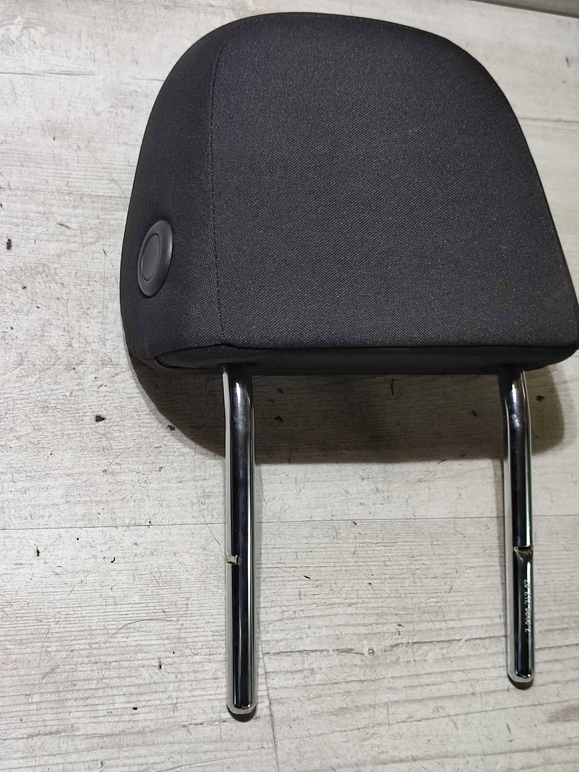 Volkswagen Touran III 2020 front side left rest