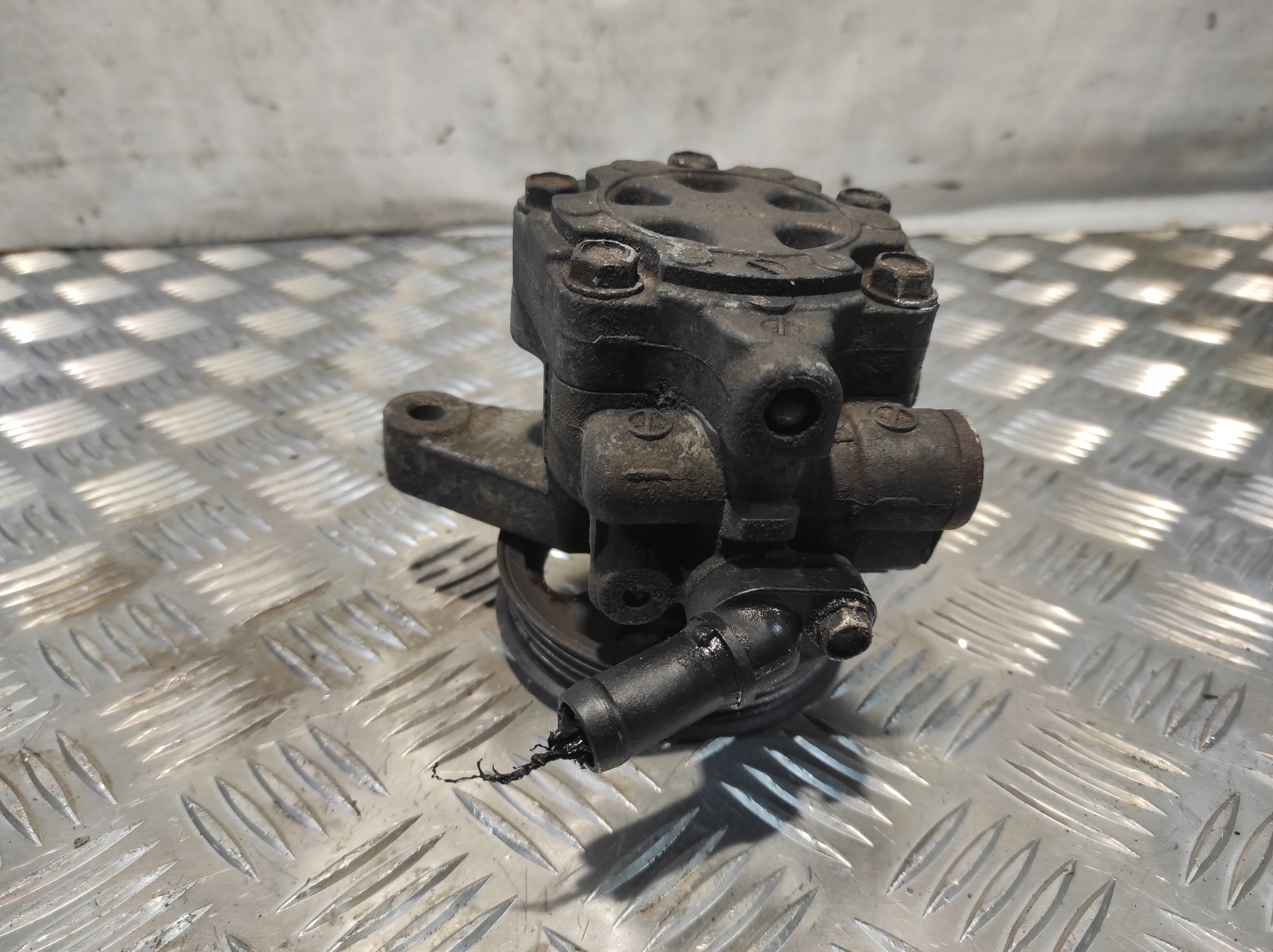 servo pump HONDA CIVIC VII 7 COUPE 1.7 B