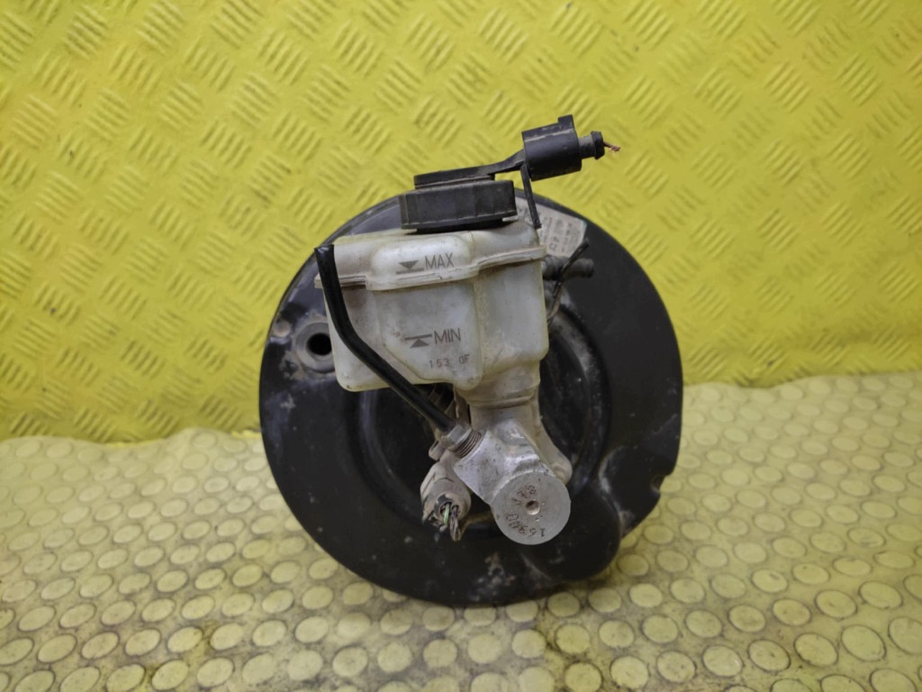 SKODA OCTAVIA II servo Servofreno 1K1614105CK