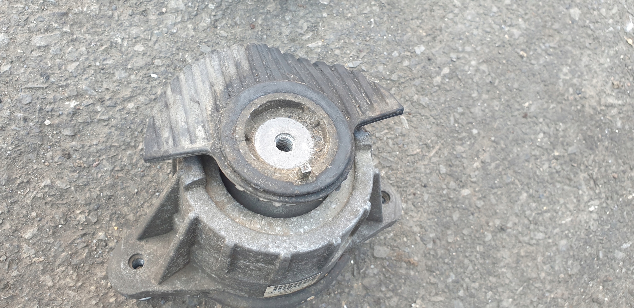 engine mount MERCEDES E COUPE W207 180-250 CGI petrol OE