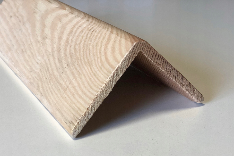 Kątownik SOSNA bezsęczny 40x40x5 200cm