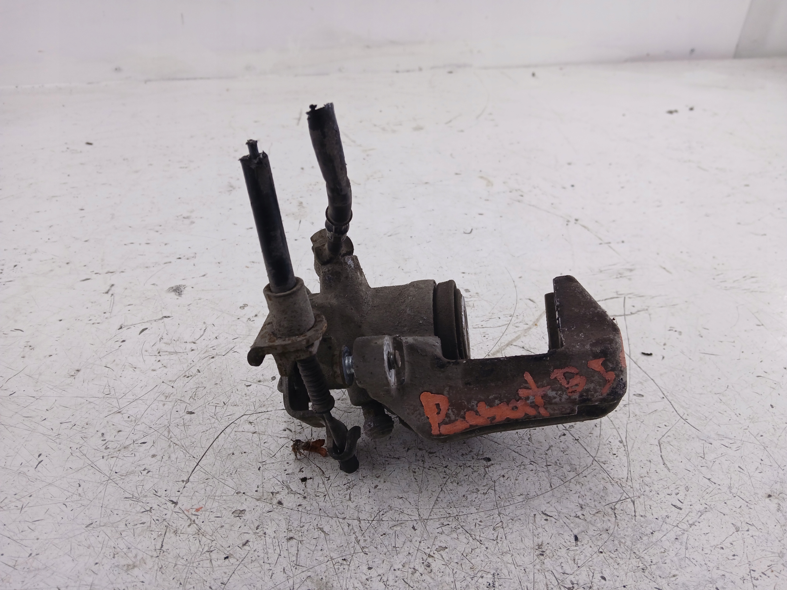 VW PASSAT B5 caliper brake right rear part