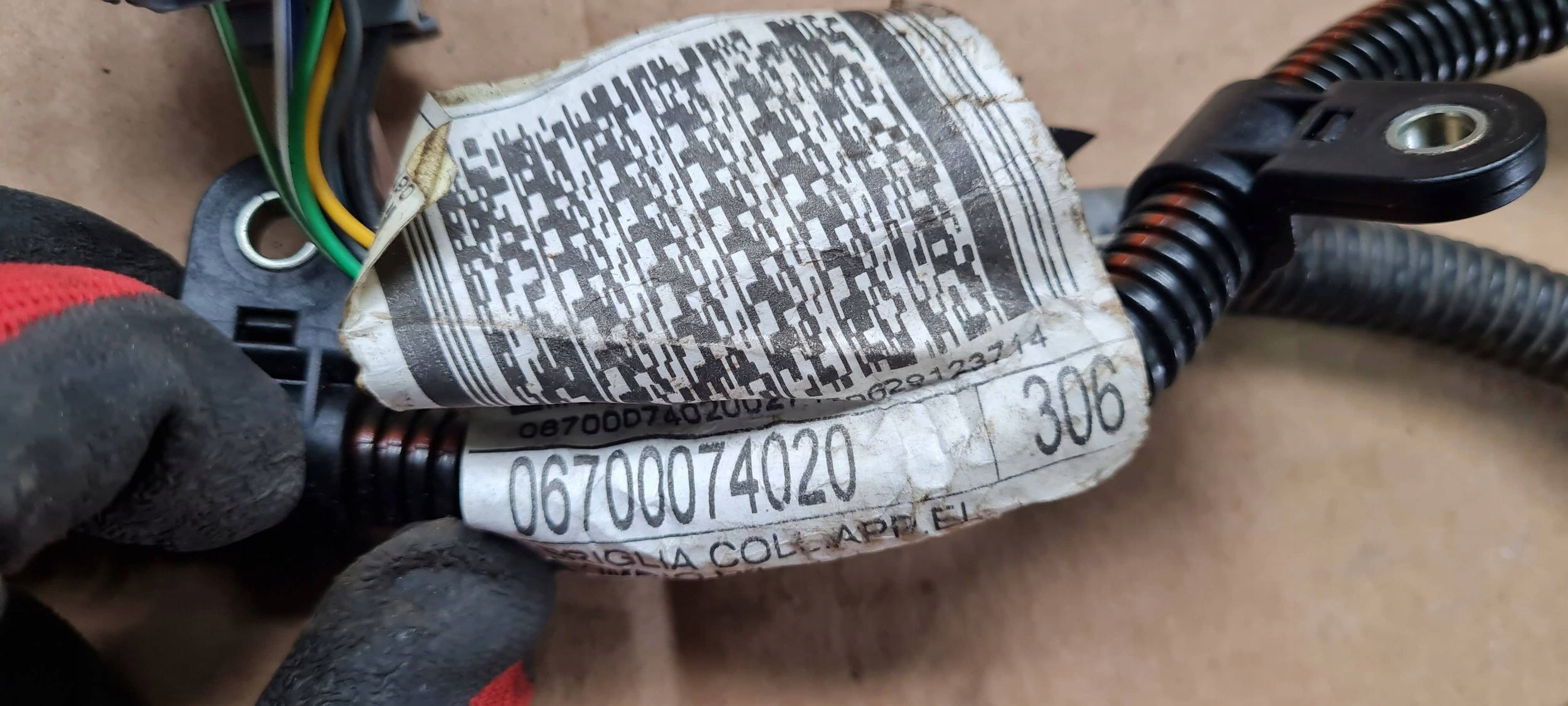 Maserati Quattroporte VI bundle connecting spoiler wiring gearboxes 06700074020