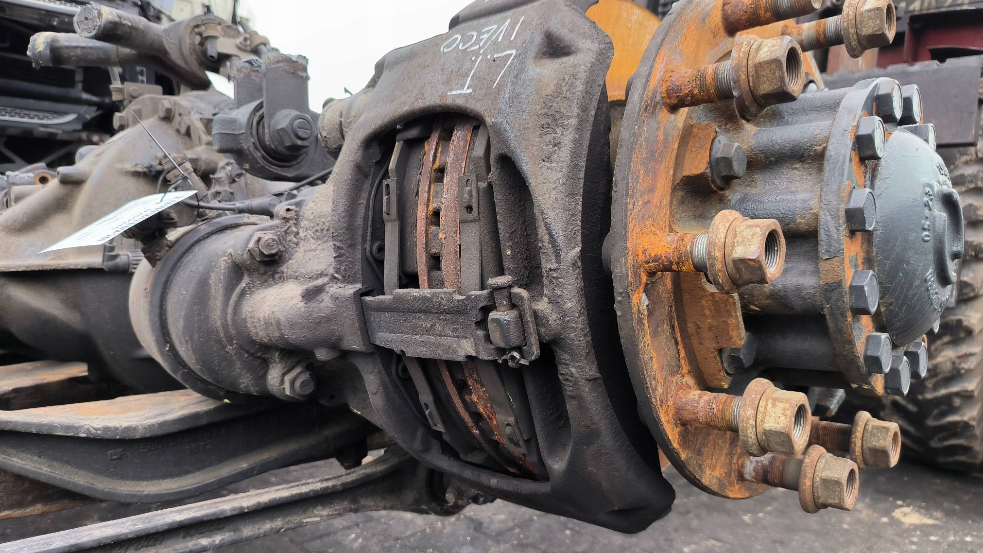 caliper brake rear part left IVECO STRALIS AS440ST/P