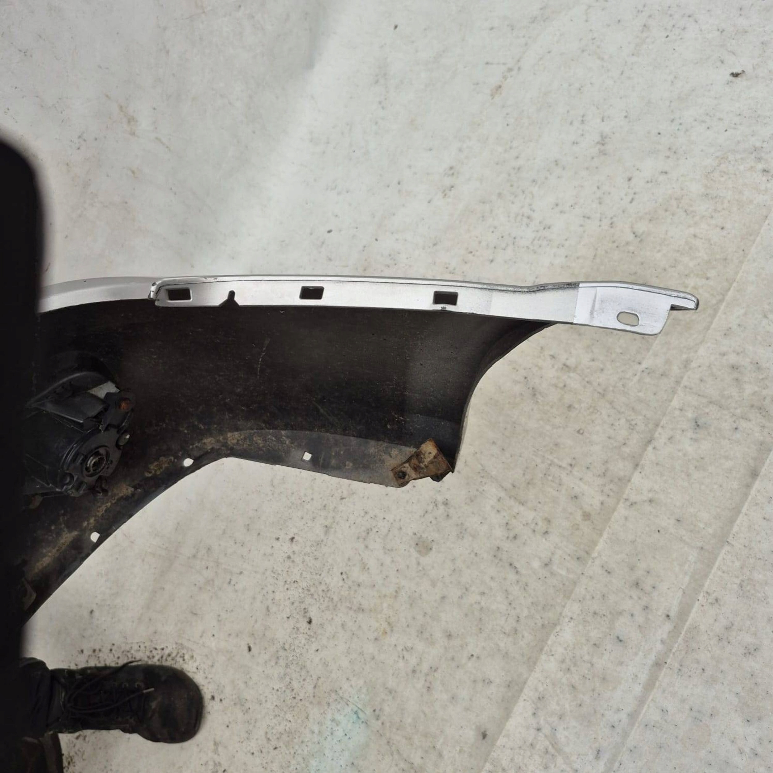NISSAN ALMERA N16 LIFT 03-06 bumper front front