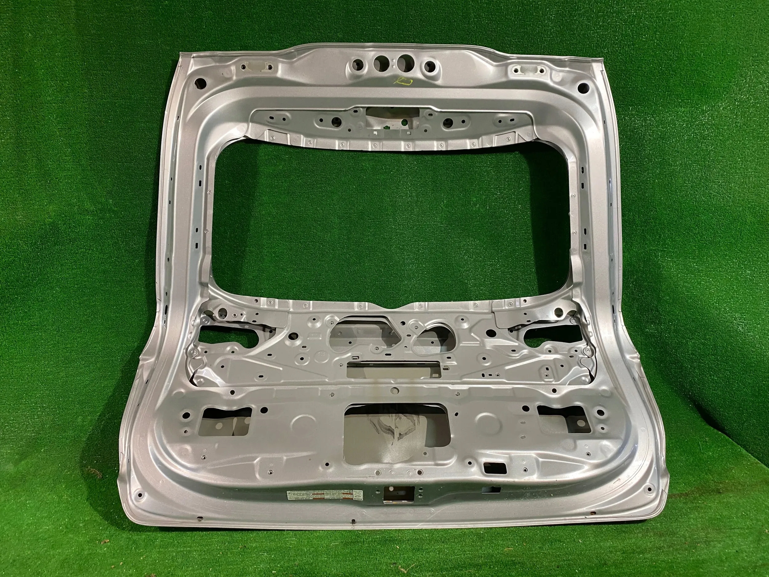 boot doors rear part boot TOYOTA RAV4 V