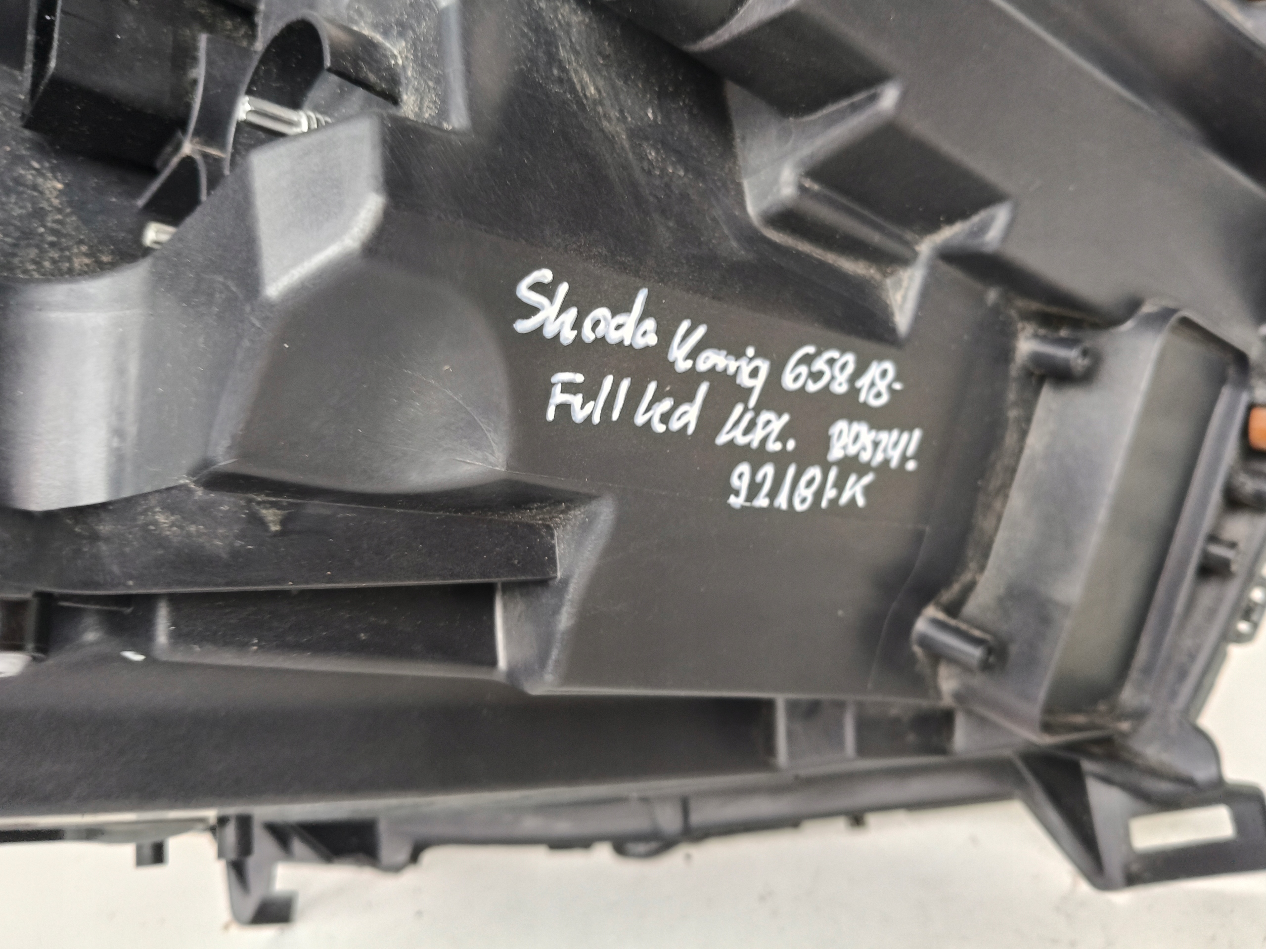 light left REFLEKTOR SKODA KAMIQ 658 18- FULL LED