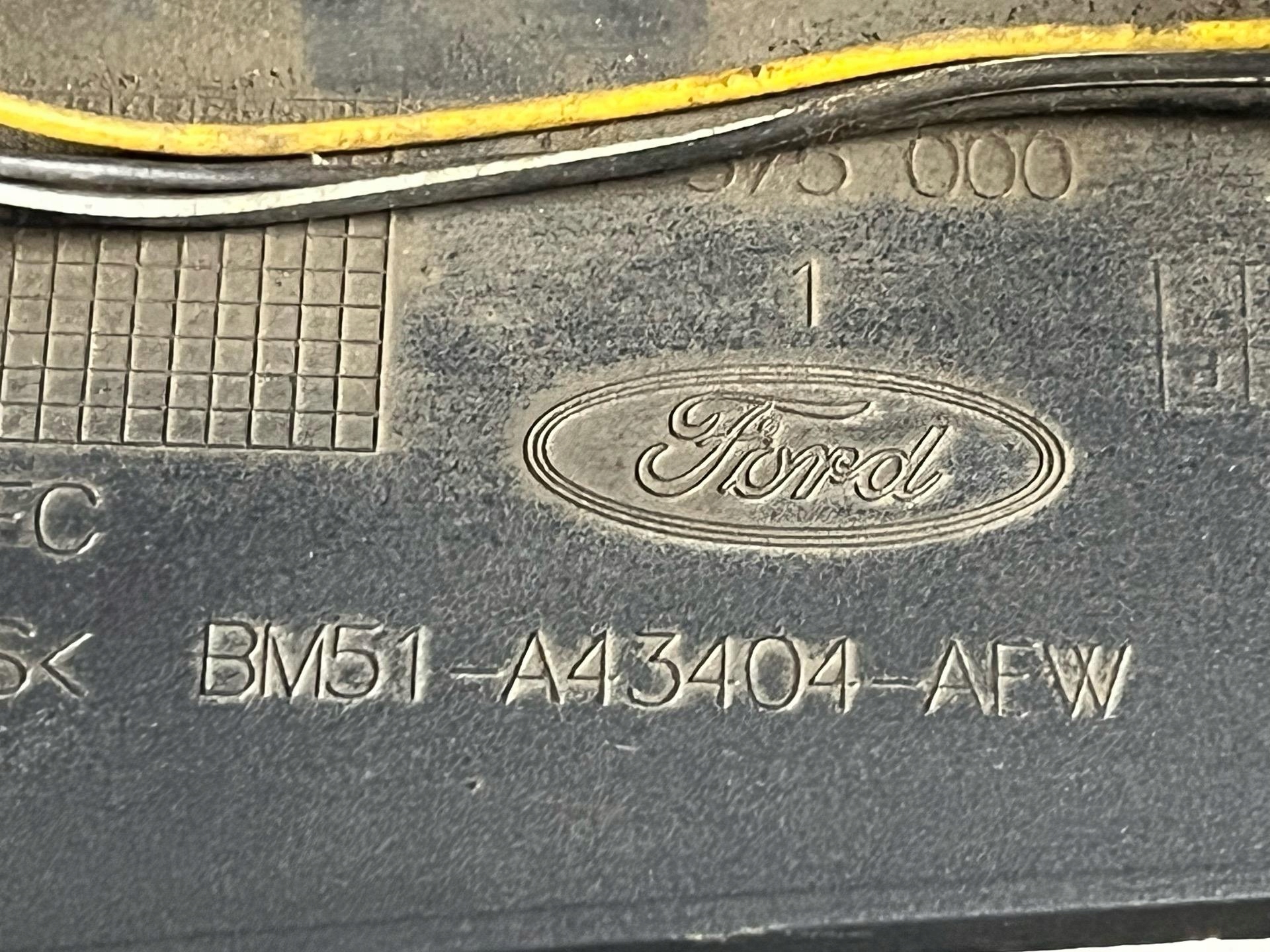 moulding bonnet Ford Focus 3 2011 BM51-A43404-AEW