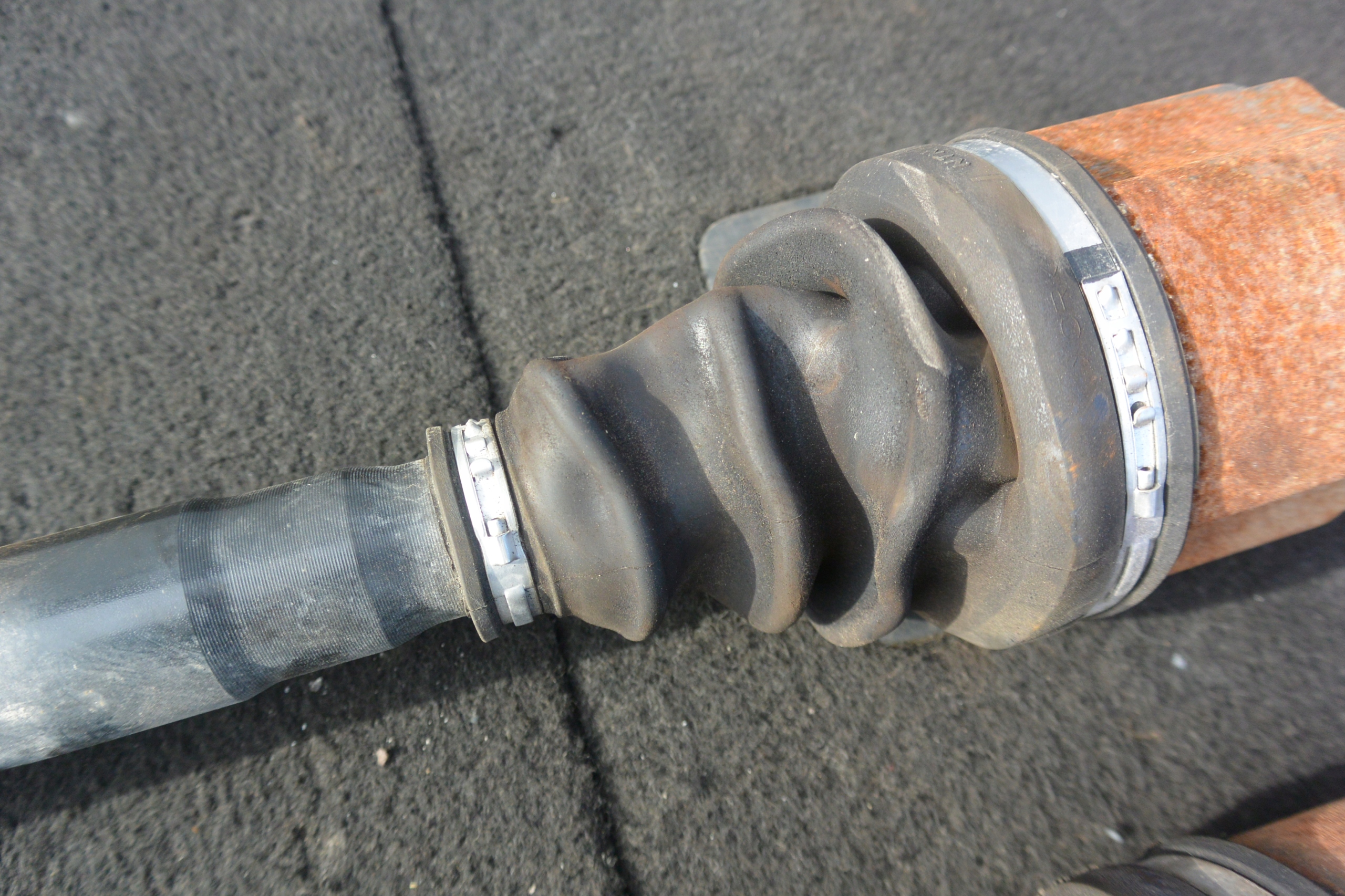 semi-axis rear part right left TESLA MODEL S P85 12-16