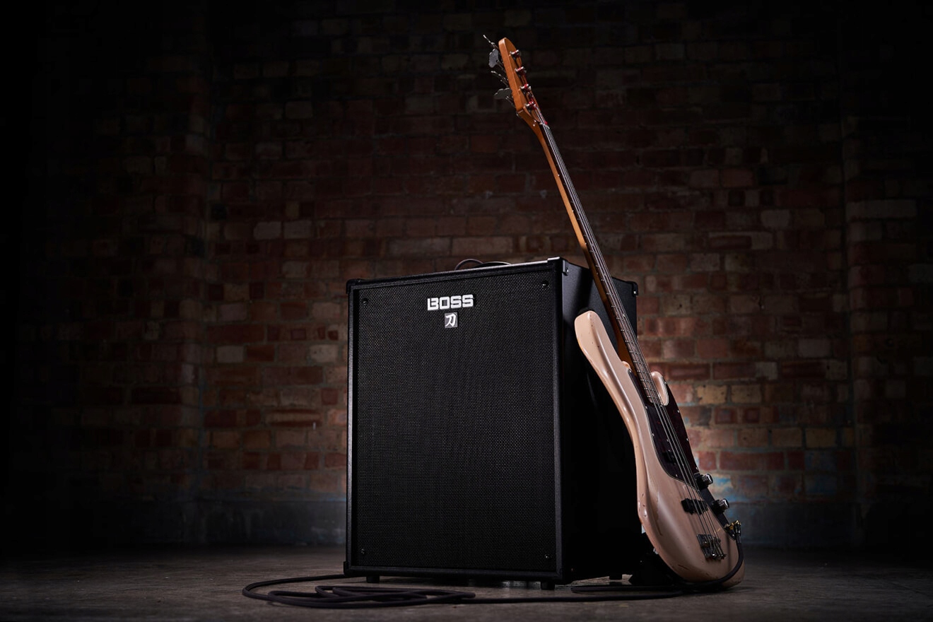 Boss Katana 210 BASS | Wzmacniacz basowy Moc znamionowa RMS 160 W