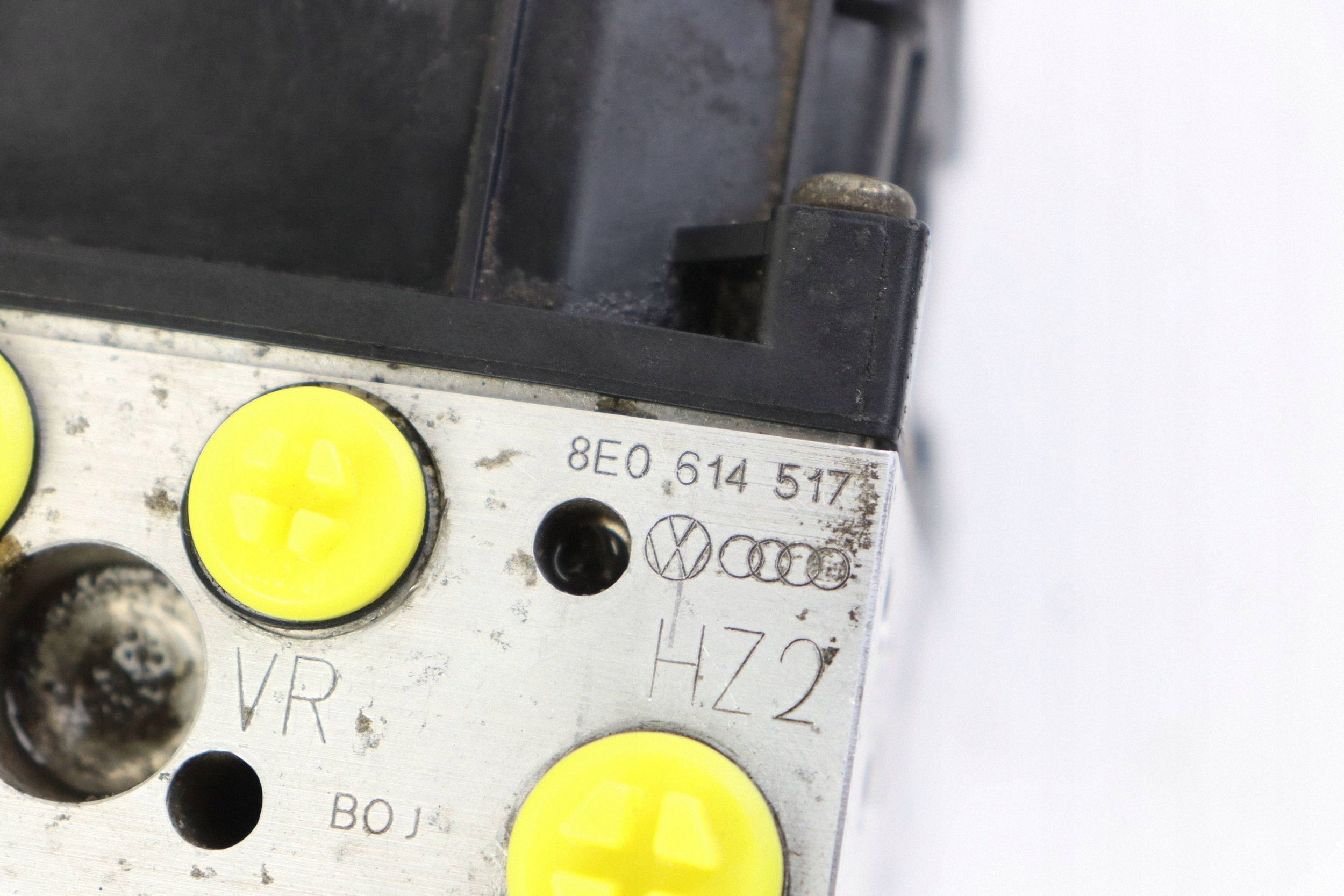 AUDI A4 B6 pump control unit ABS 8E0614517 0265950011 0265225048