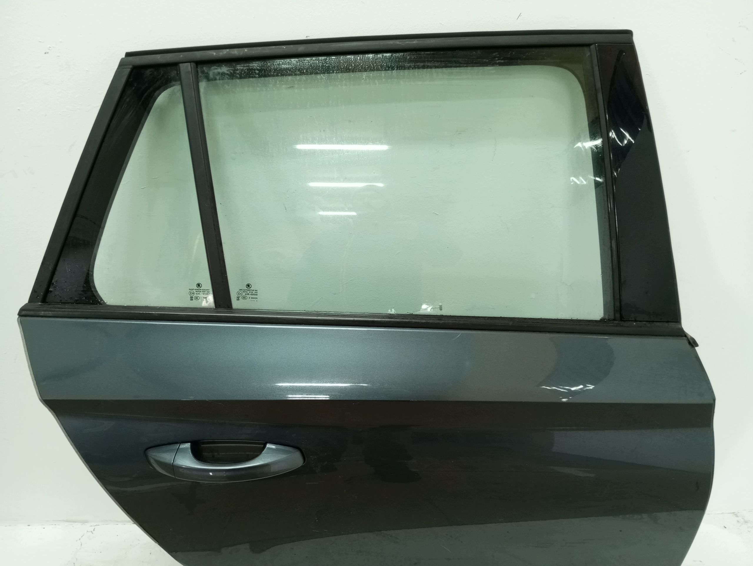 door right rear. SKODA KAMIQ 21R