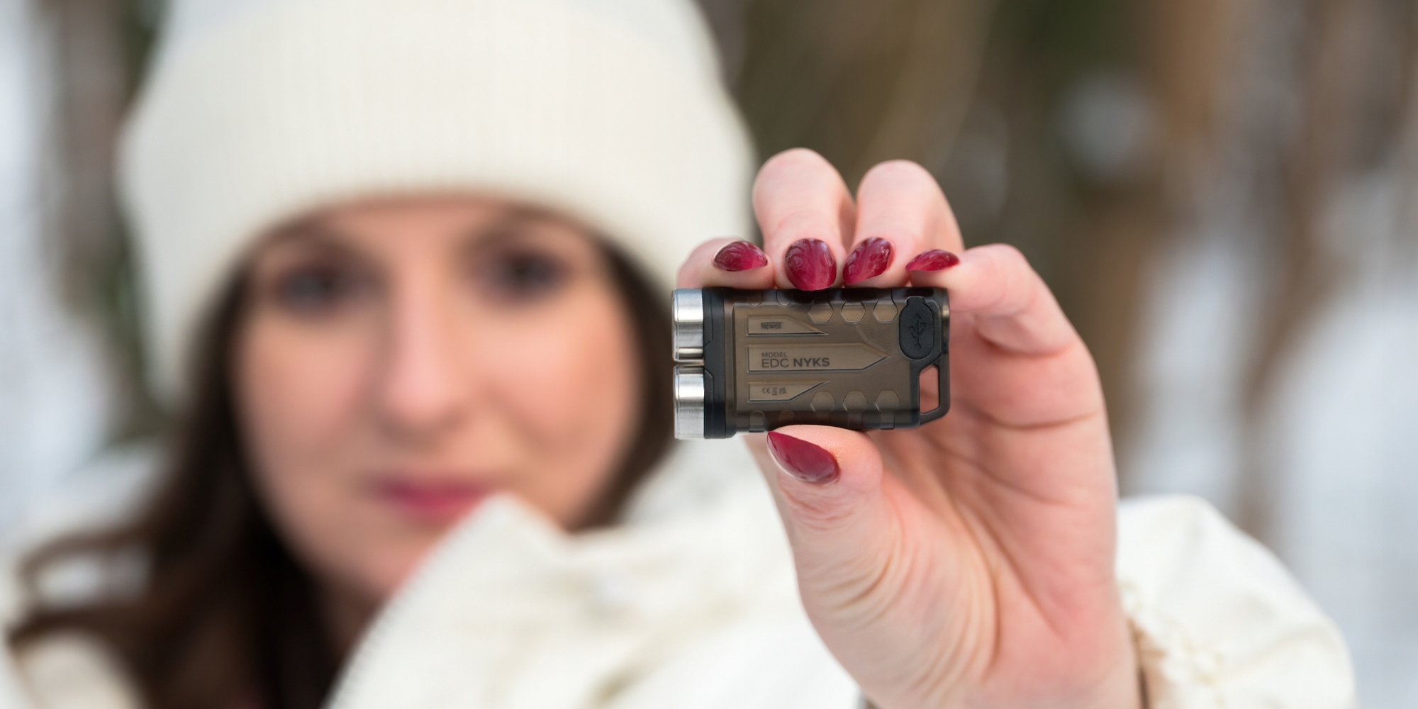 Mini Latarka LED Newell Nyks Brelok EDC USB IP65 UV 900lm Turbo Długość 5.6 cm