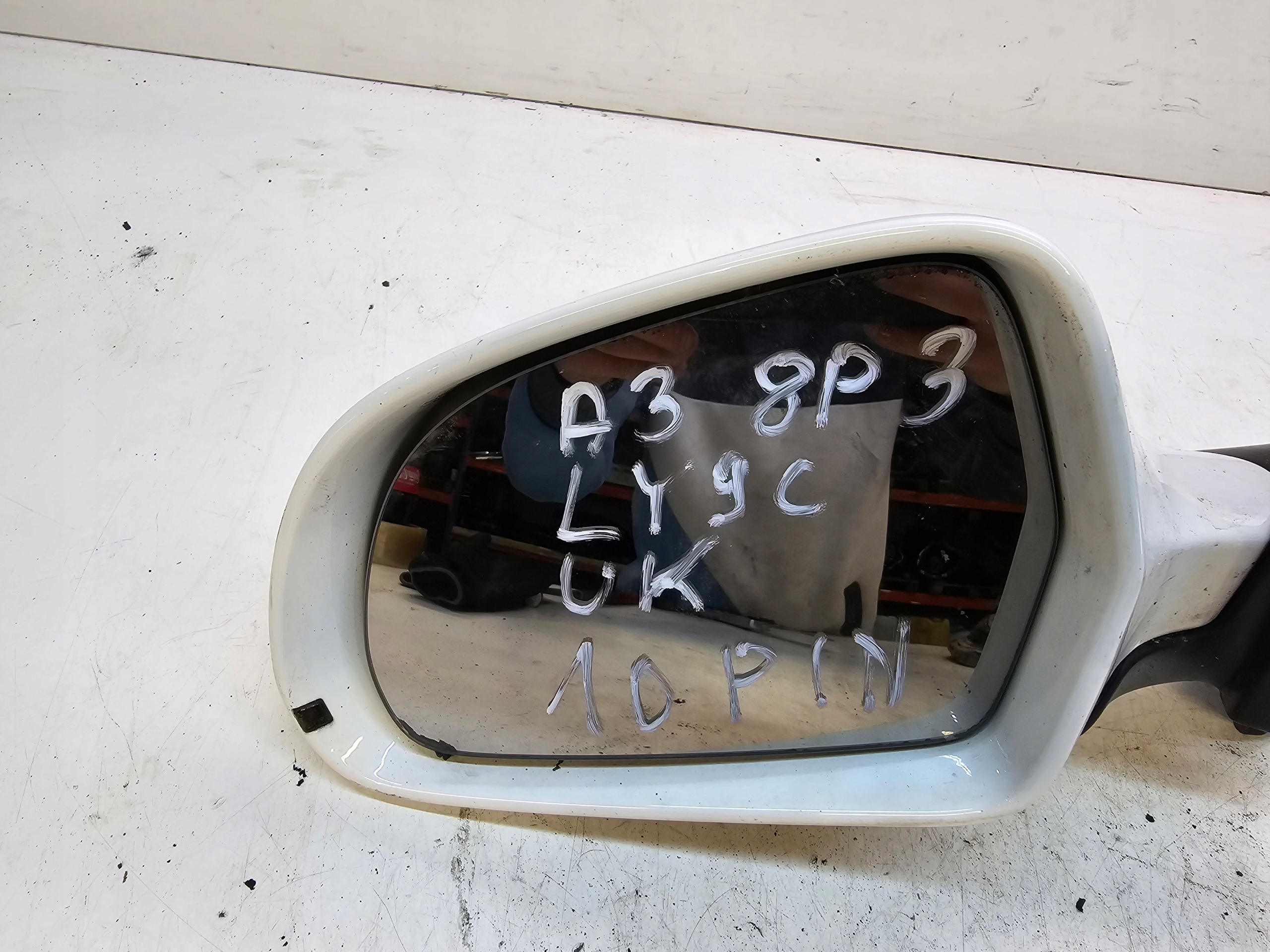 mirror left front AUDI A3 8P LIFT 8P3 LY9C 10-PIN UK