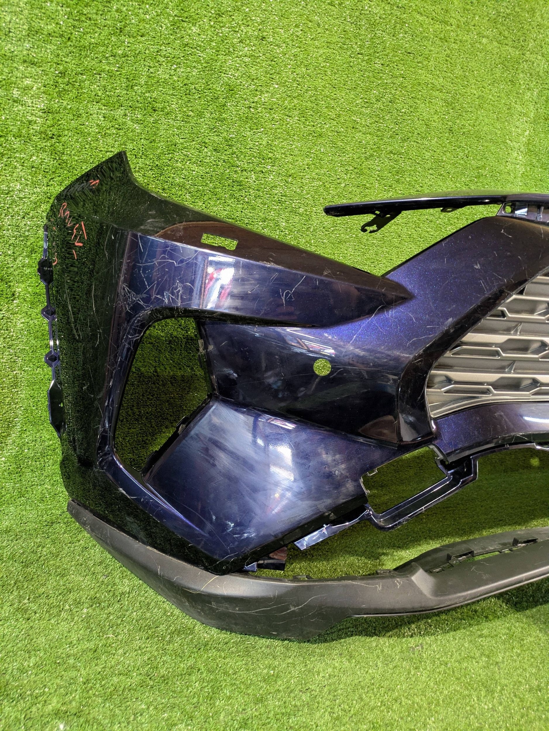 Frontstoßstange vorne TOYOTA RAV4 V NR.Z1209