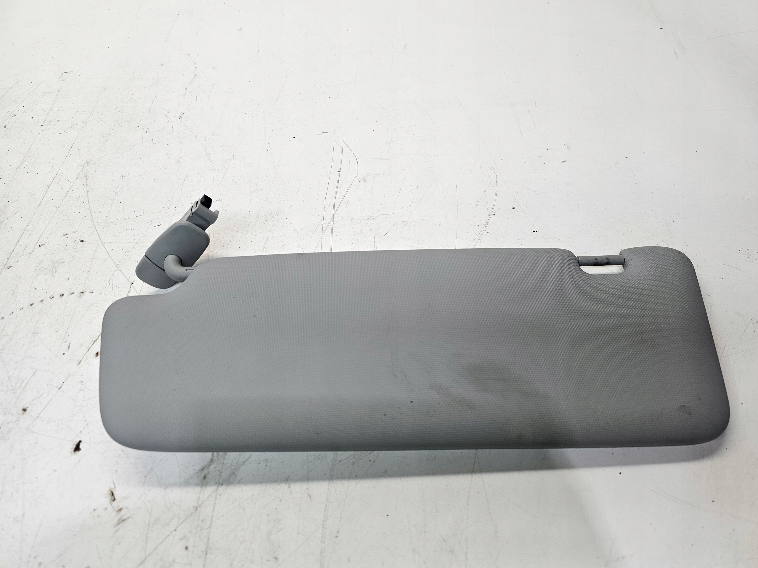 Blende Abdeckung PRZECIWSLONECZNA AUDI A4 B8 A5 8U0857552C EA7