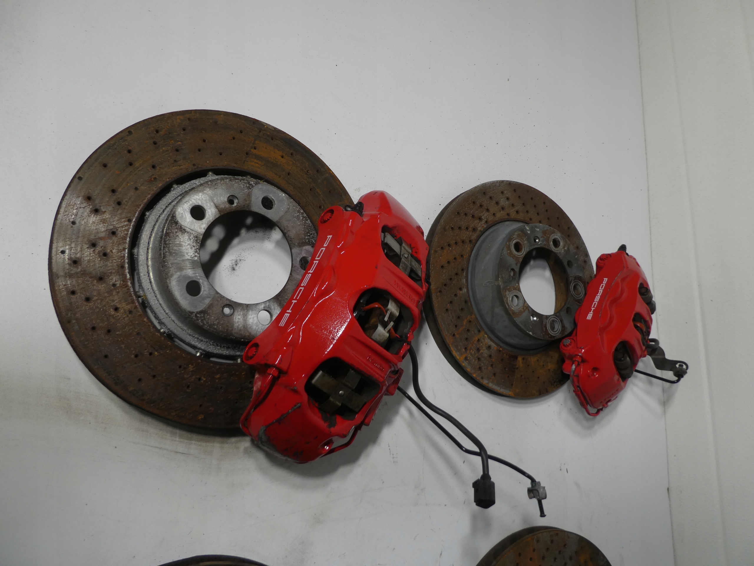 KOMPLET HAMULCE discs calipers PORSCHE 911